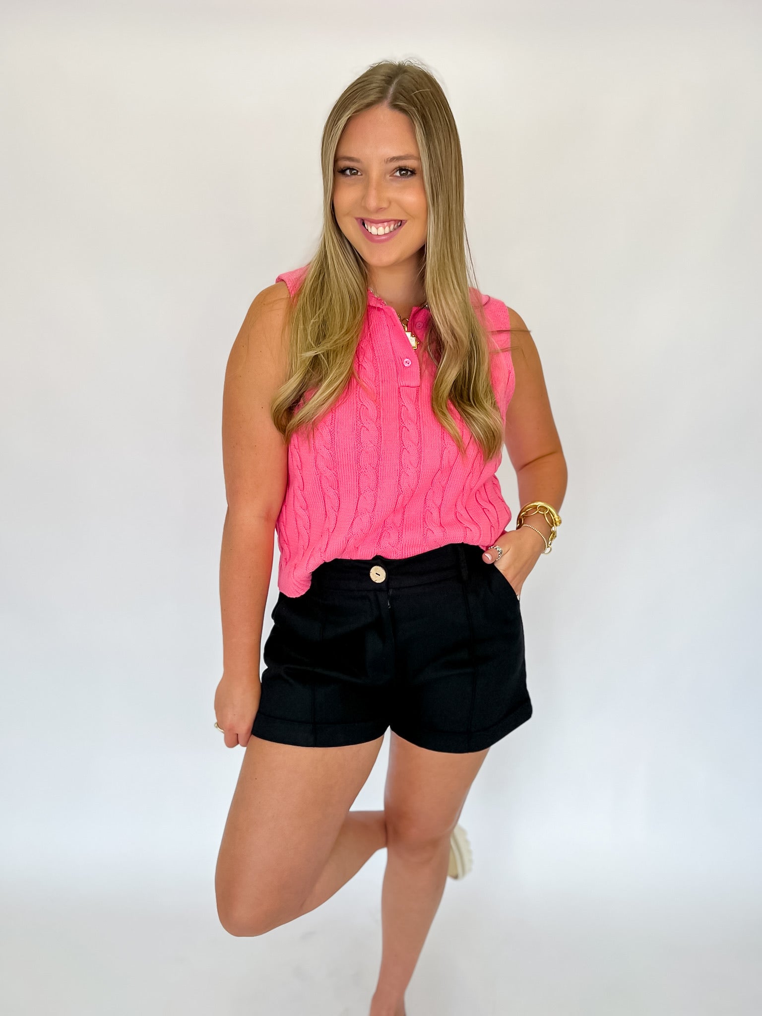 The Della Shorts - Black