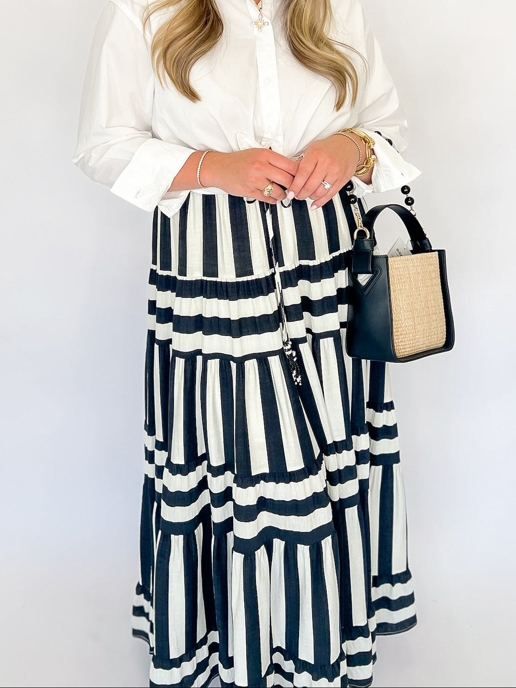 The Capri Grove Skirt - Black