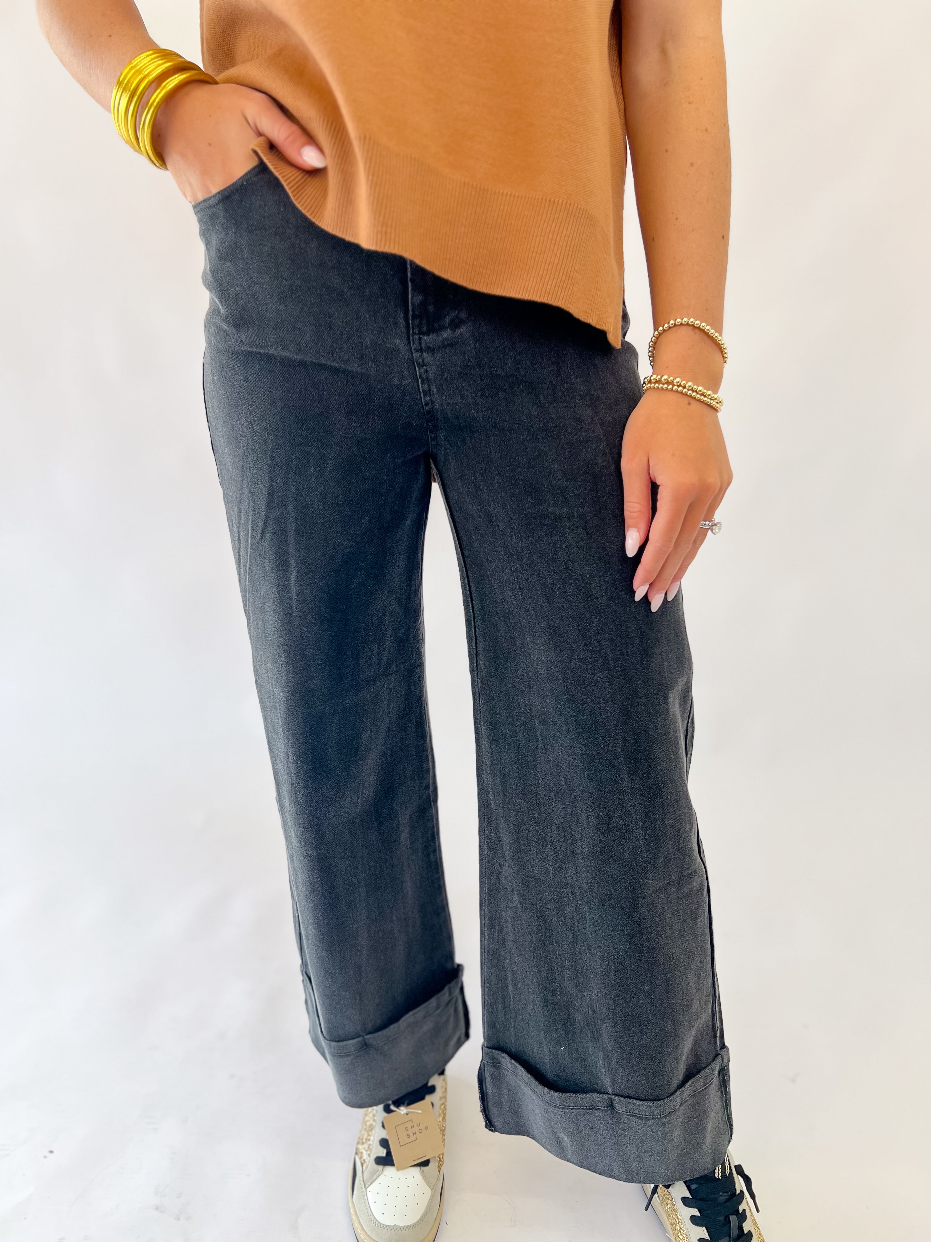 The Cuffed Pant-Black