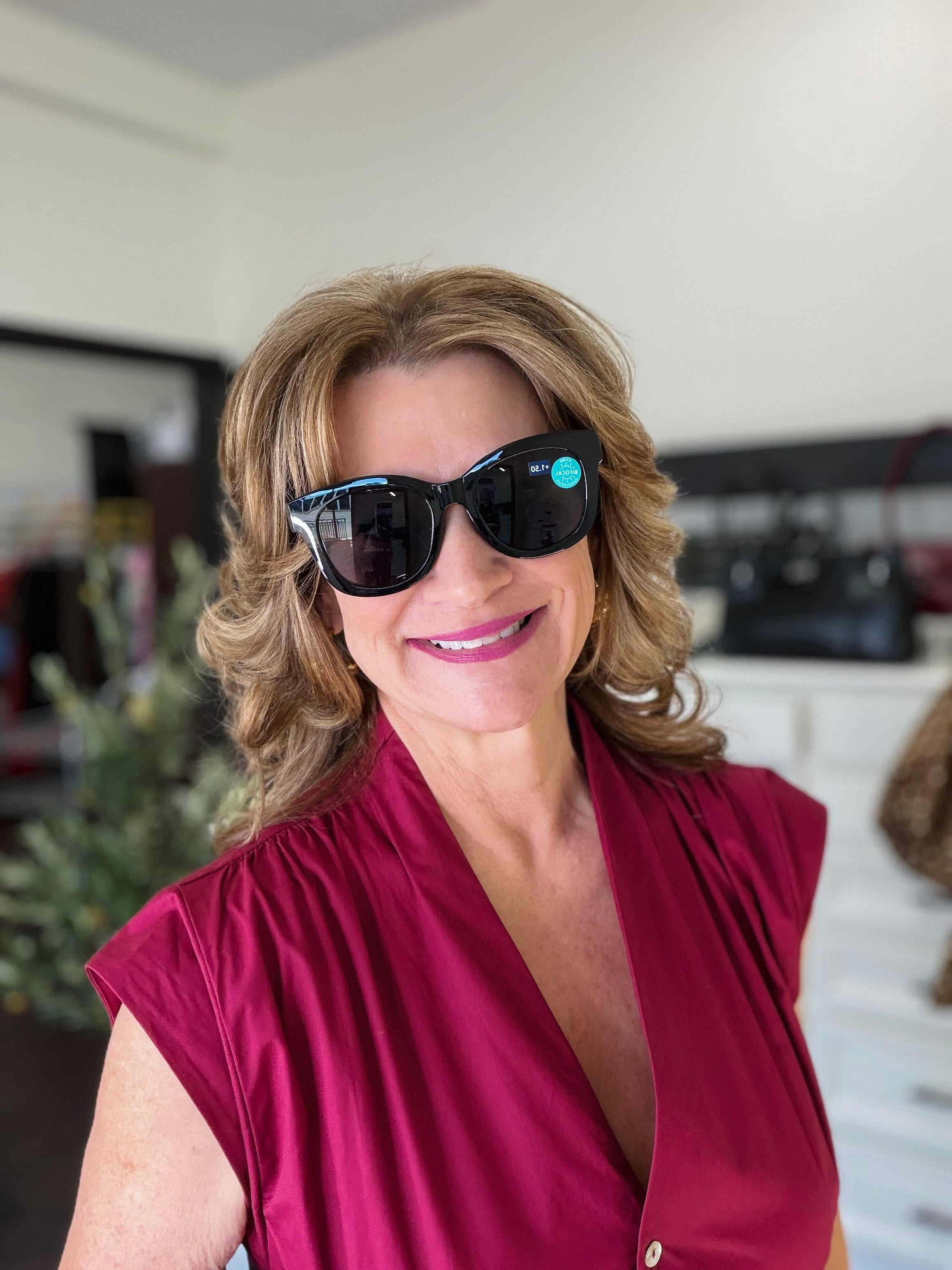 Center Stage Bifocal Sunglasses-Black