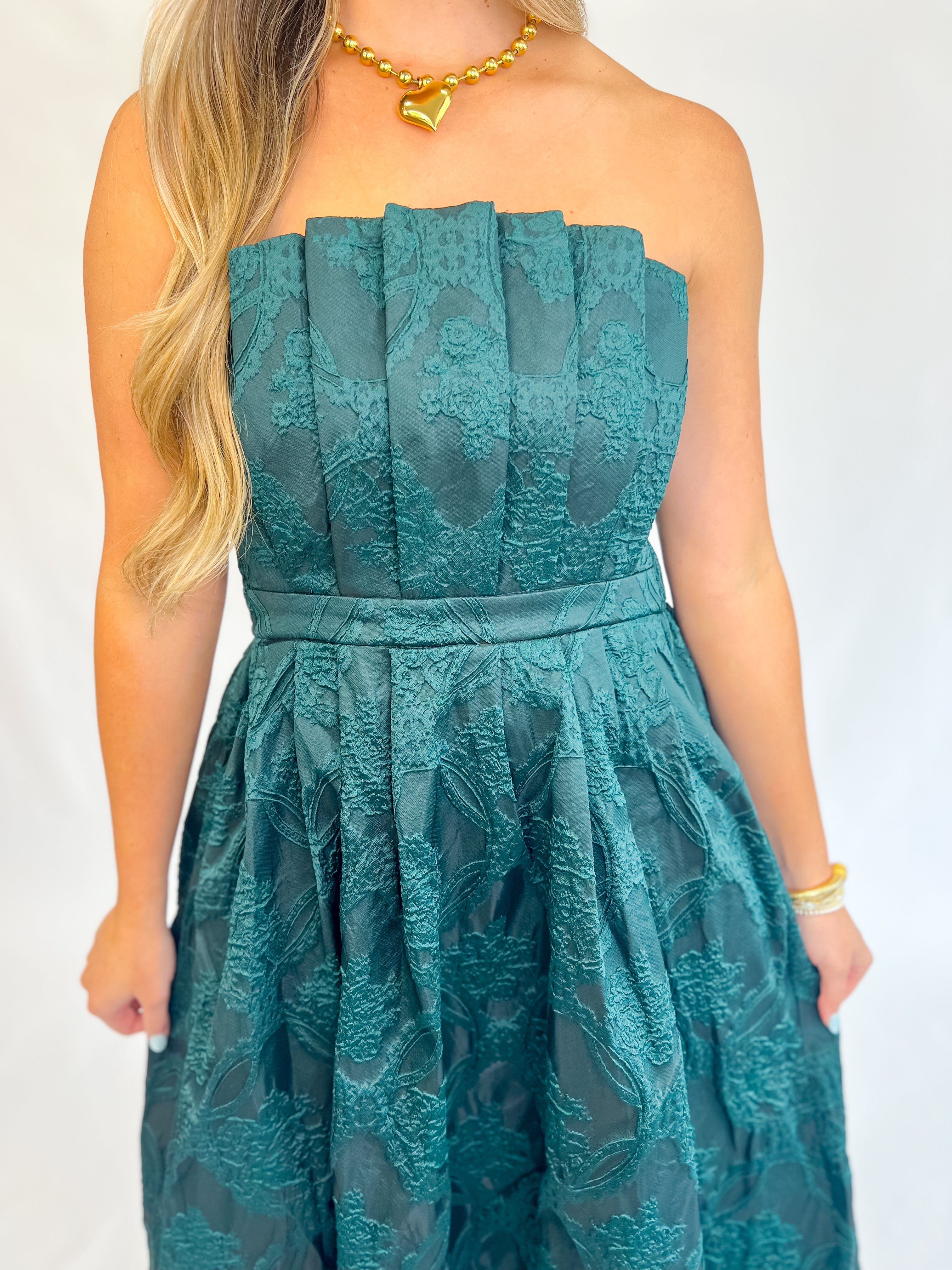 [Entro] Gorgeous Green Strapless Midi Dress