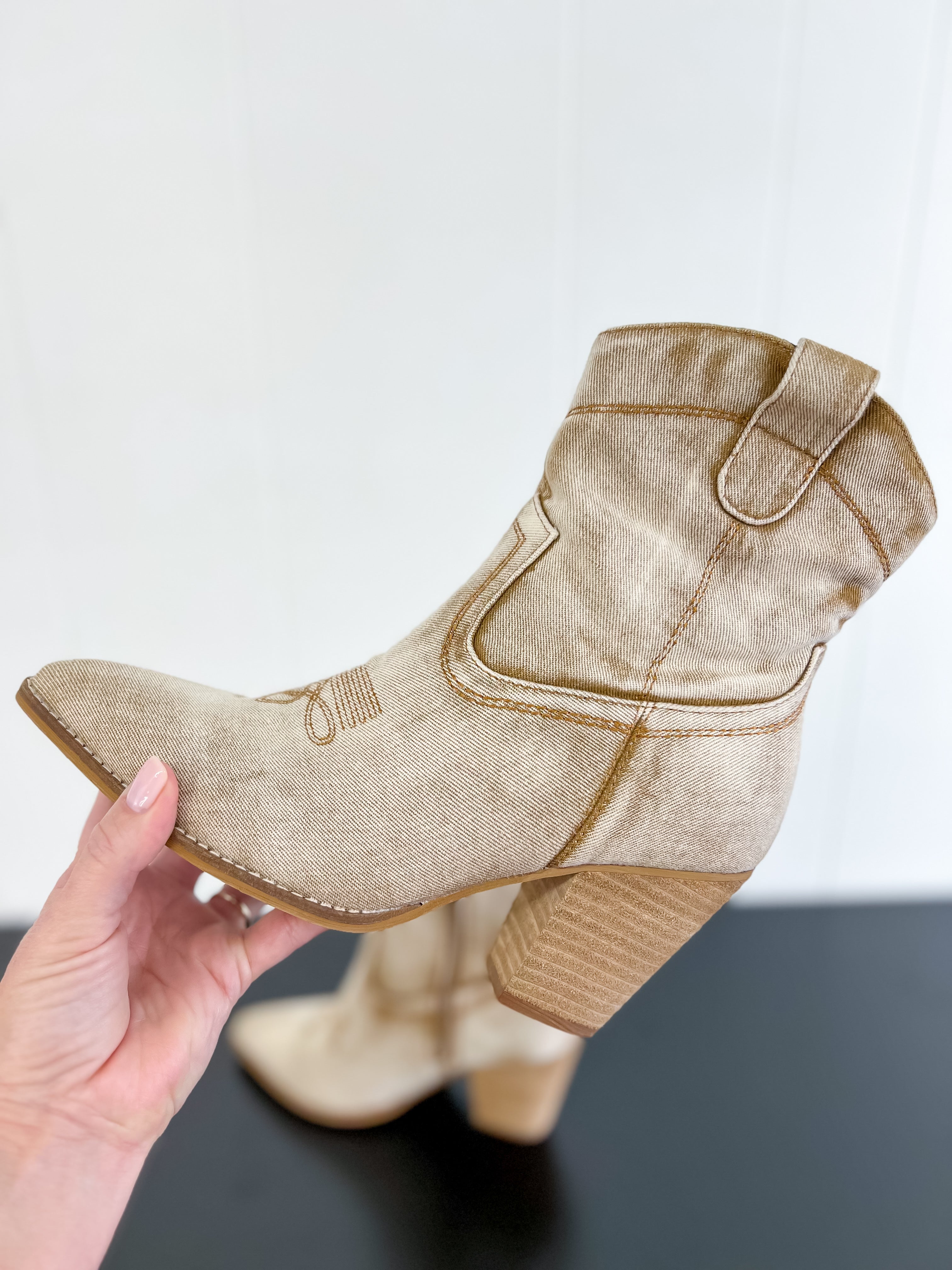 [Corky's] Friends In Low Places Bootie-Washed Beige Denim