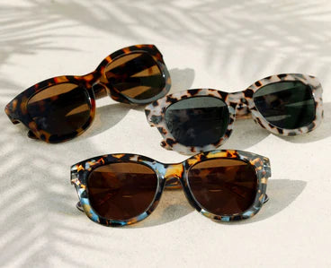 Center Stage Bifocal Sunglasses- Tortoise