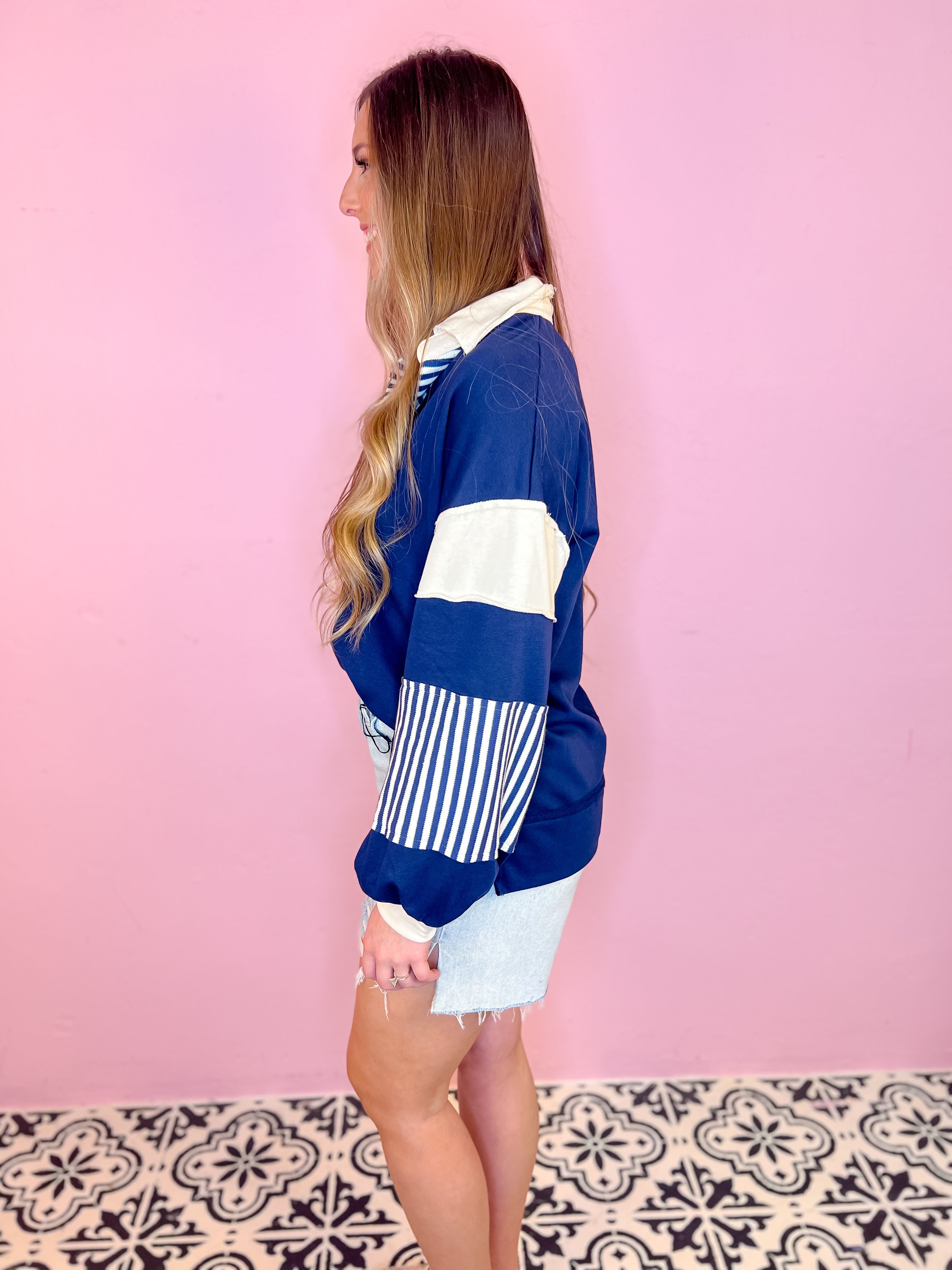 [entro] Navy & Tan Collared Pull Over Top