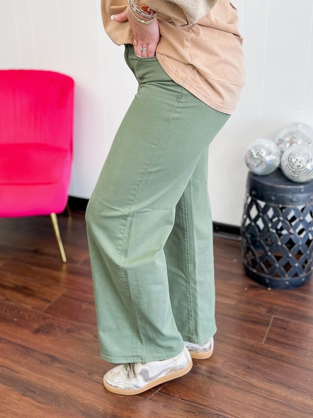 Nori Wide Leg Jeans - Green