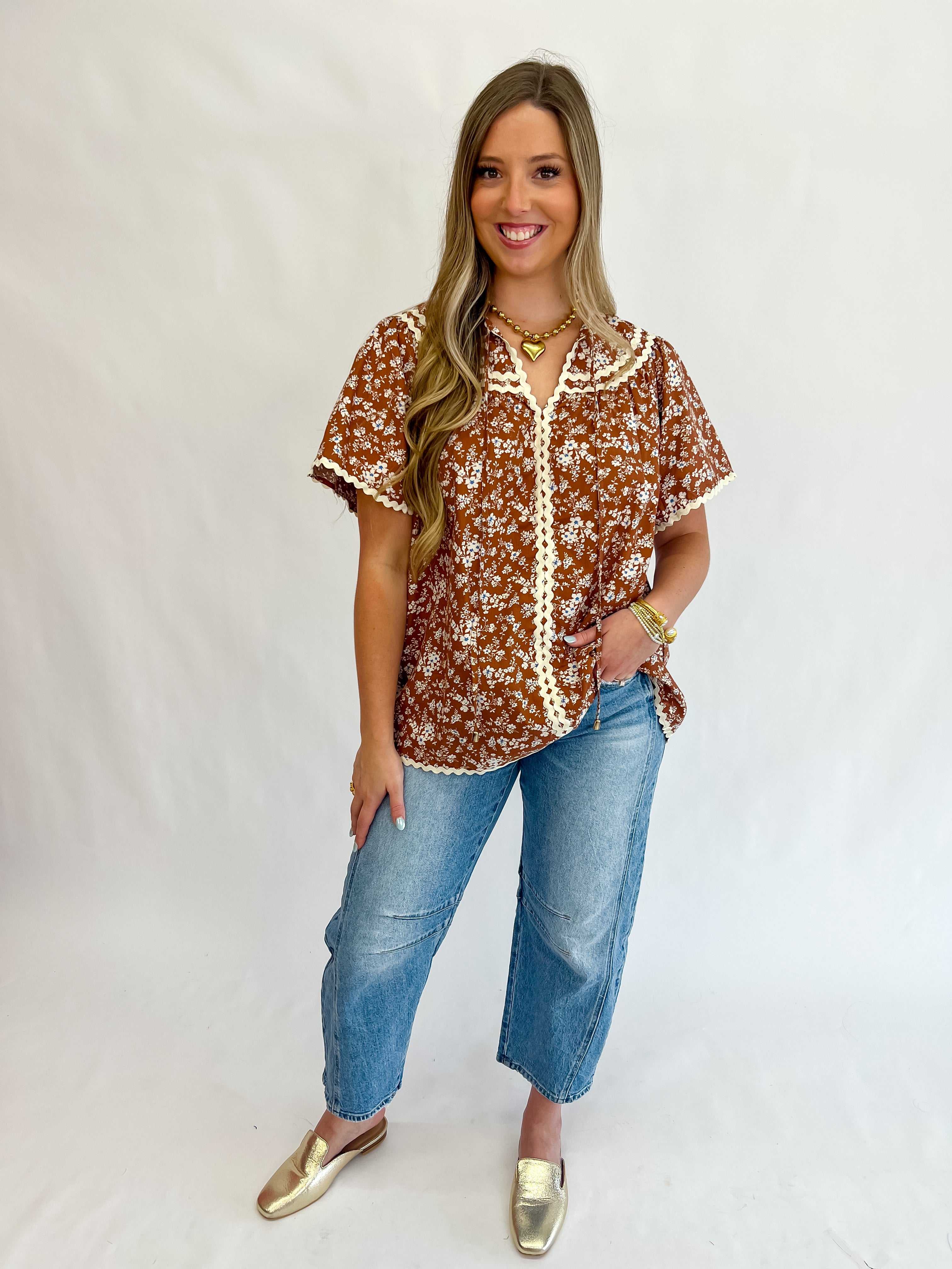 {Entro} Plus Fall Floral Ric Rac Top