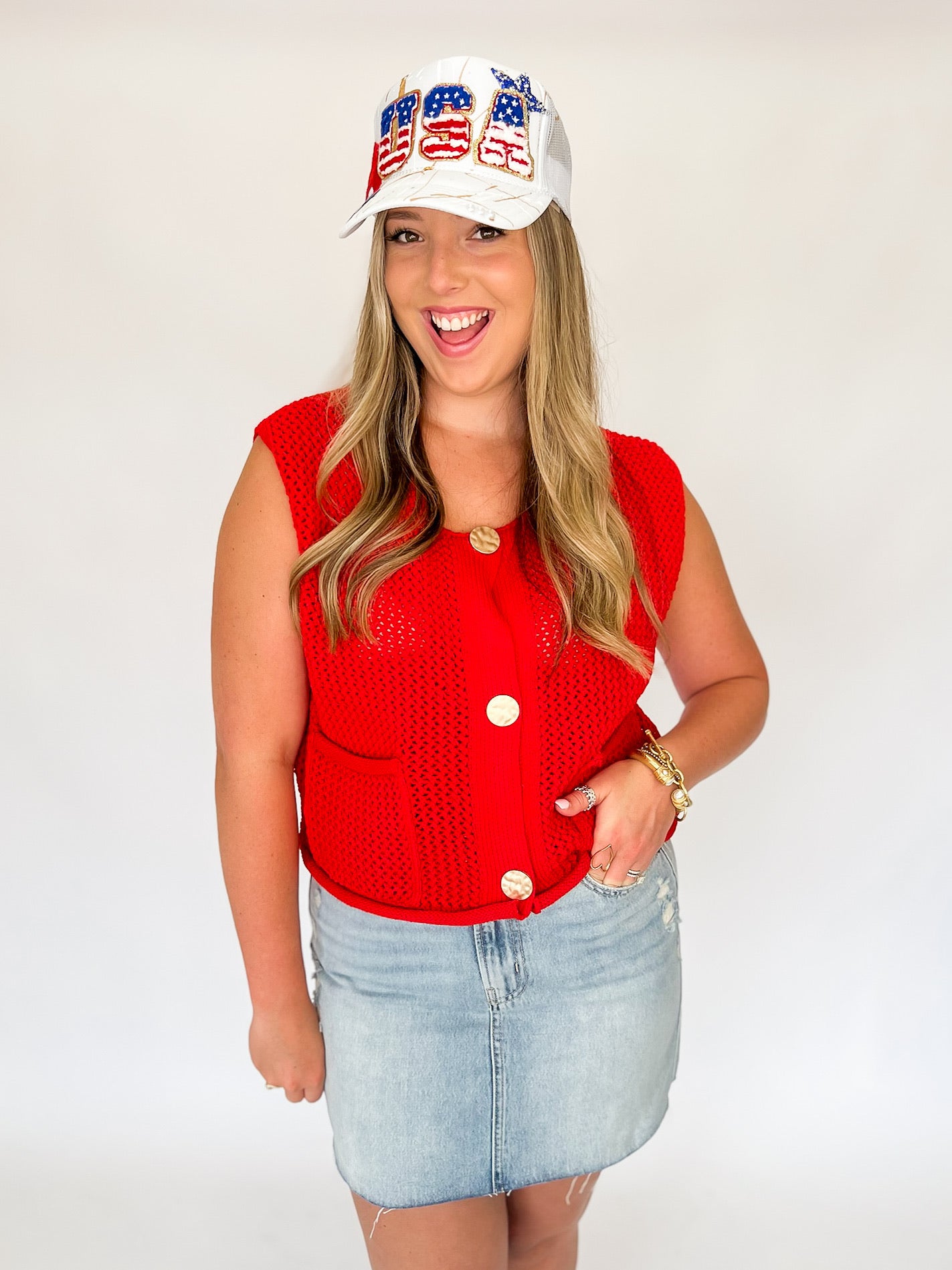 The Carmine Sweater Vest - Red