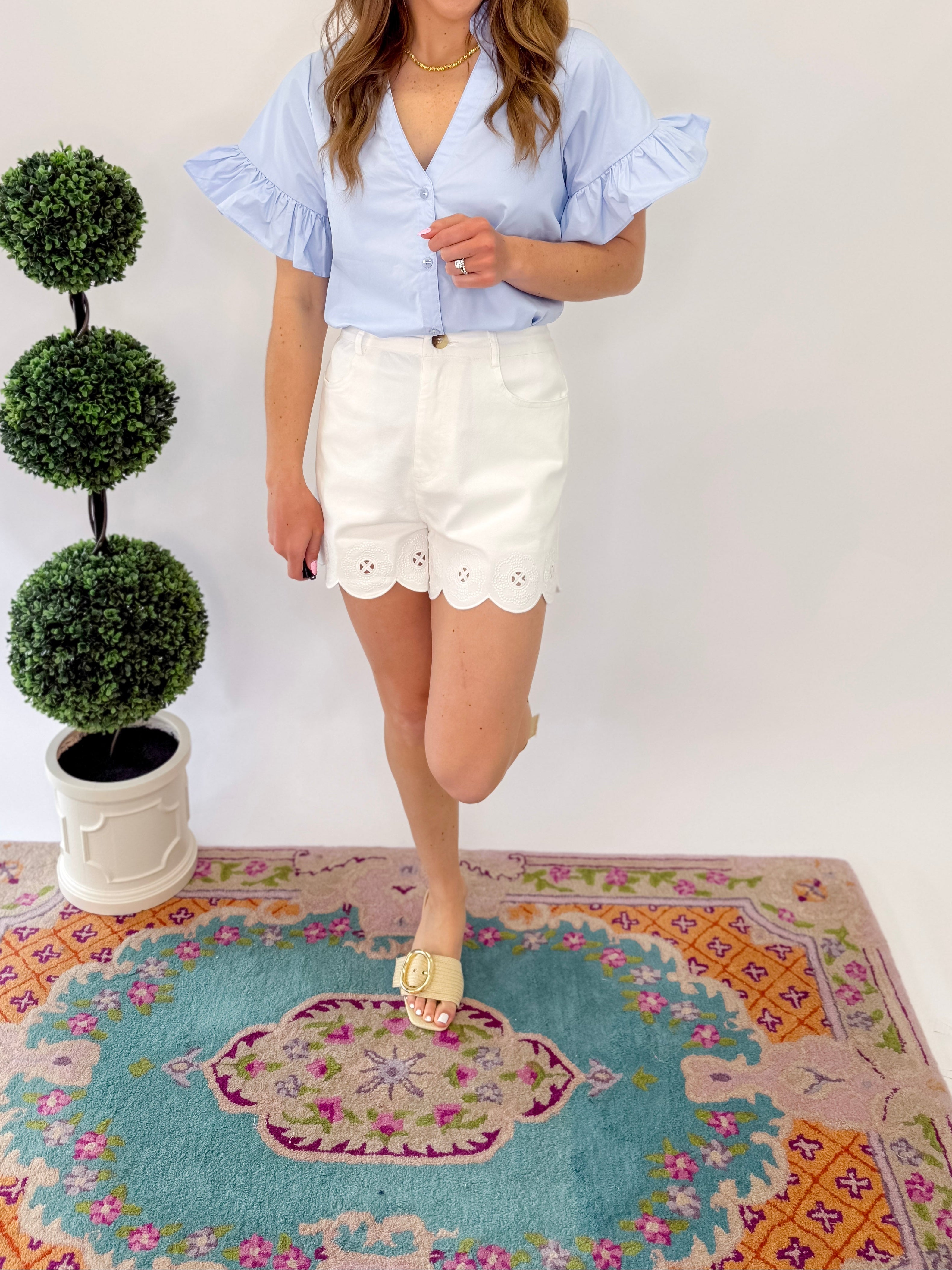 Marley Scallop Hem Shorts - Off White