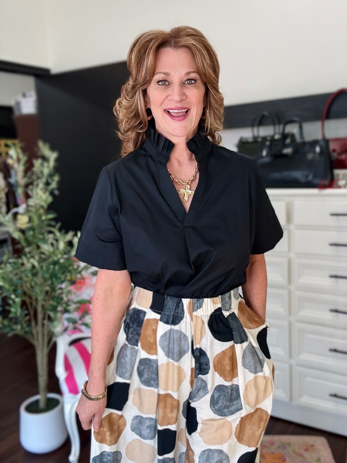 Classic Style Top - Black
