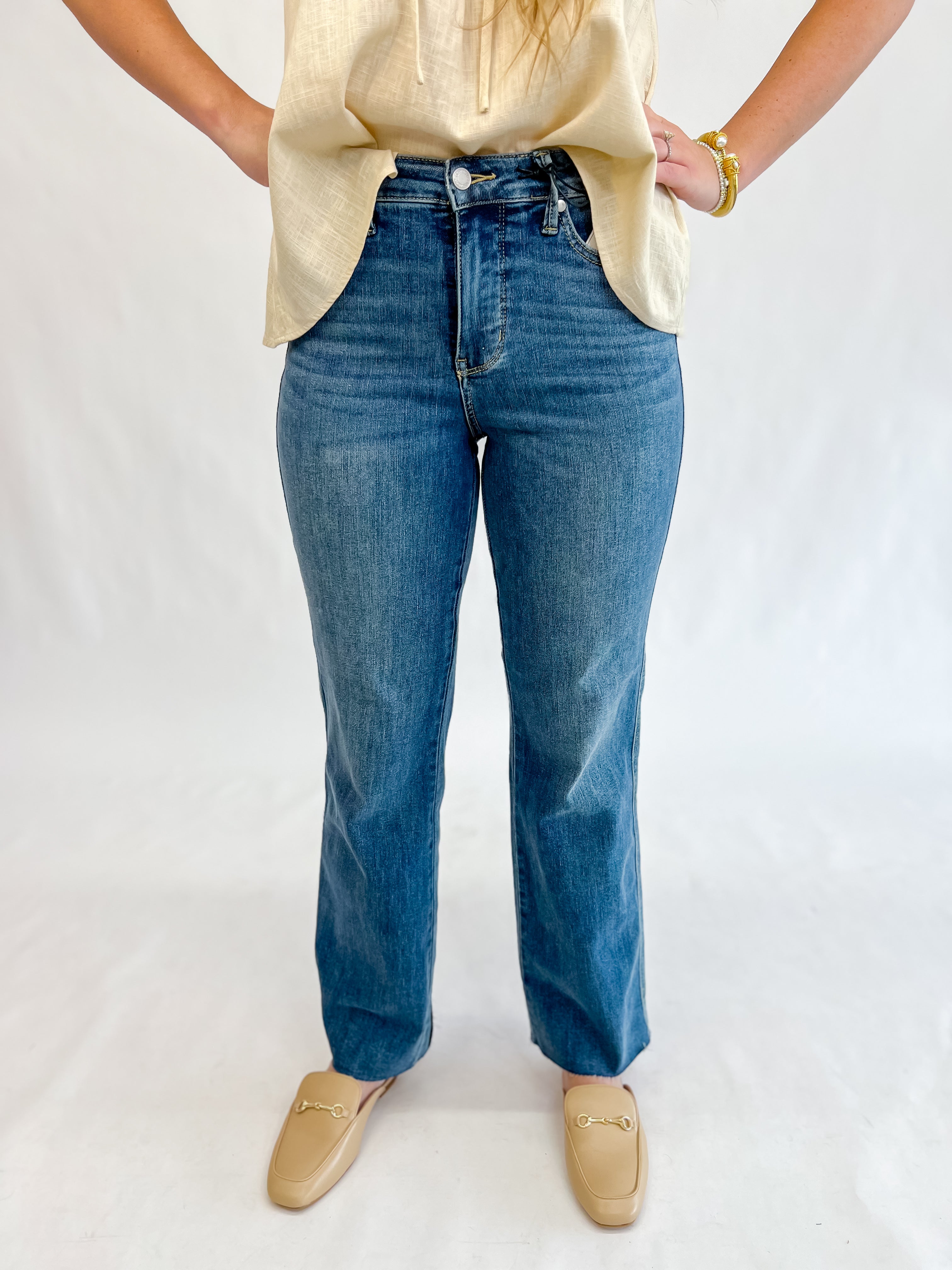 [Judy Blue] Mid Rise Tummy Control Jean