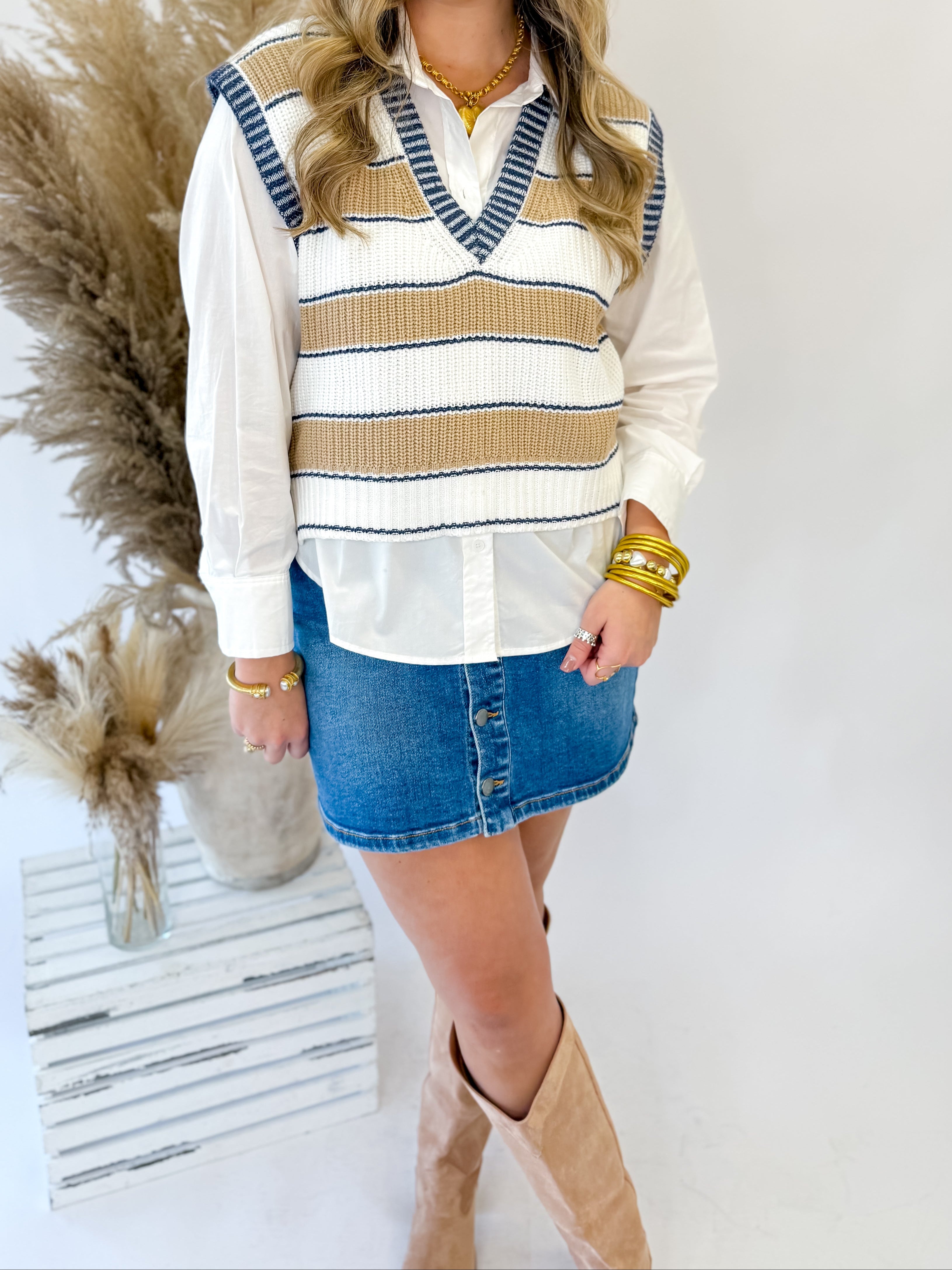 [Elan] Camelot Sweater Vest