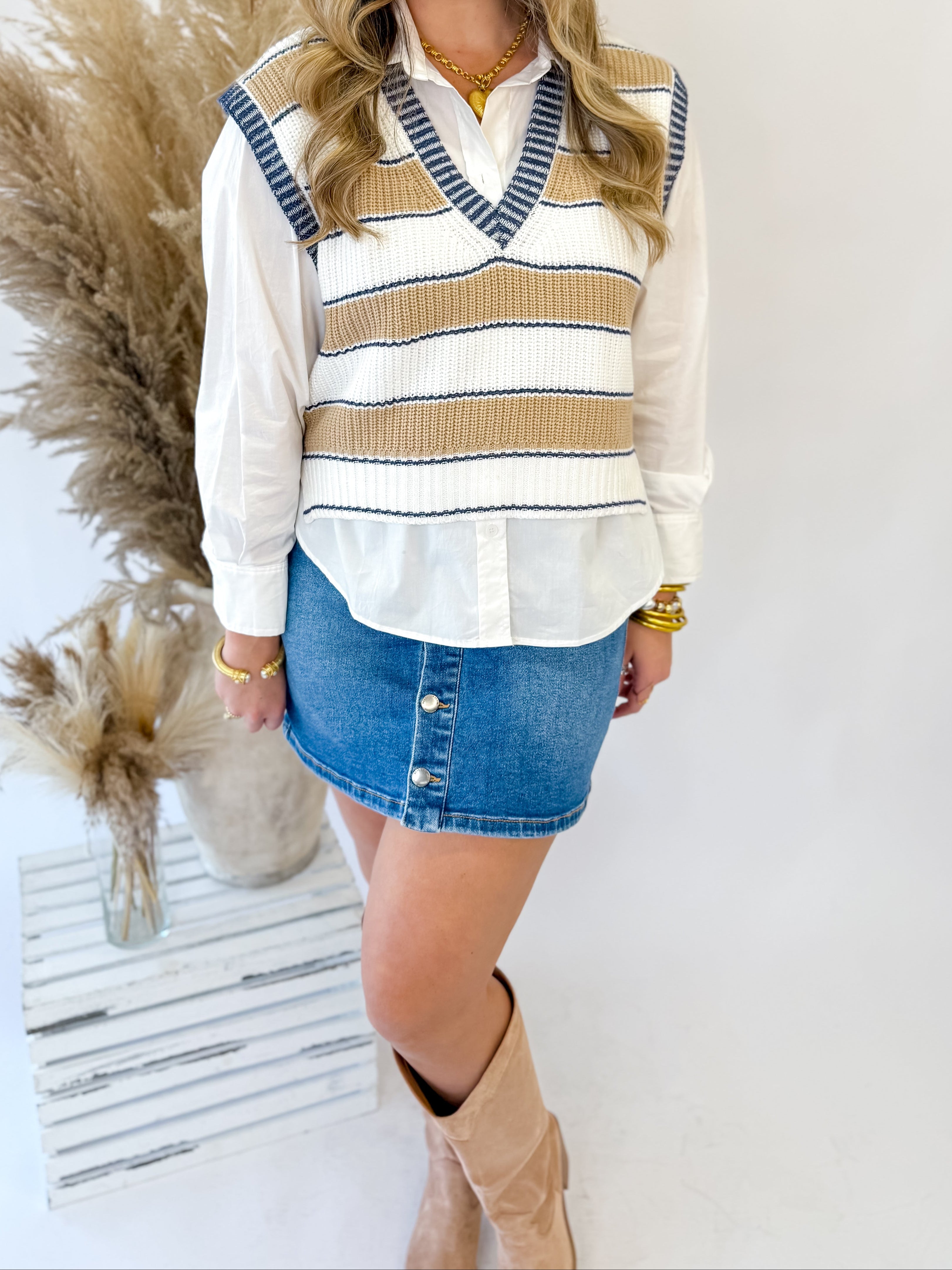 [Elan] Camelot Sweater Vest