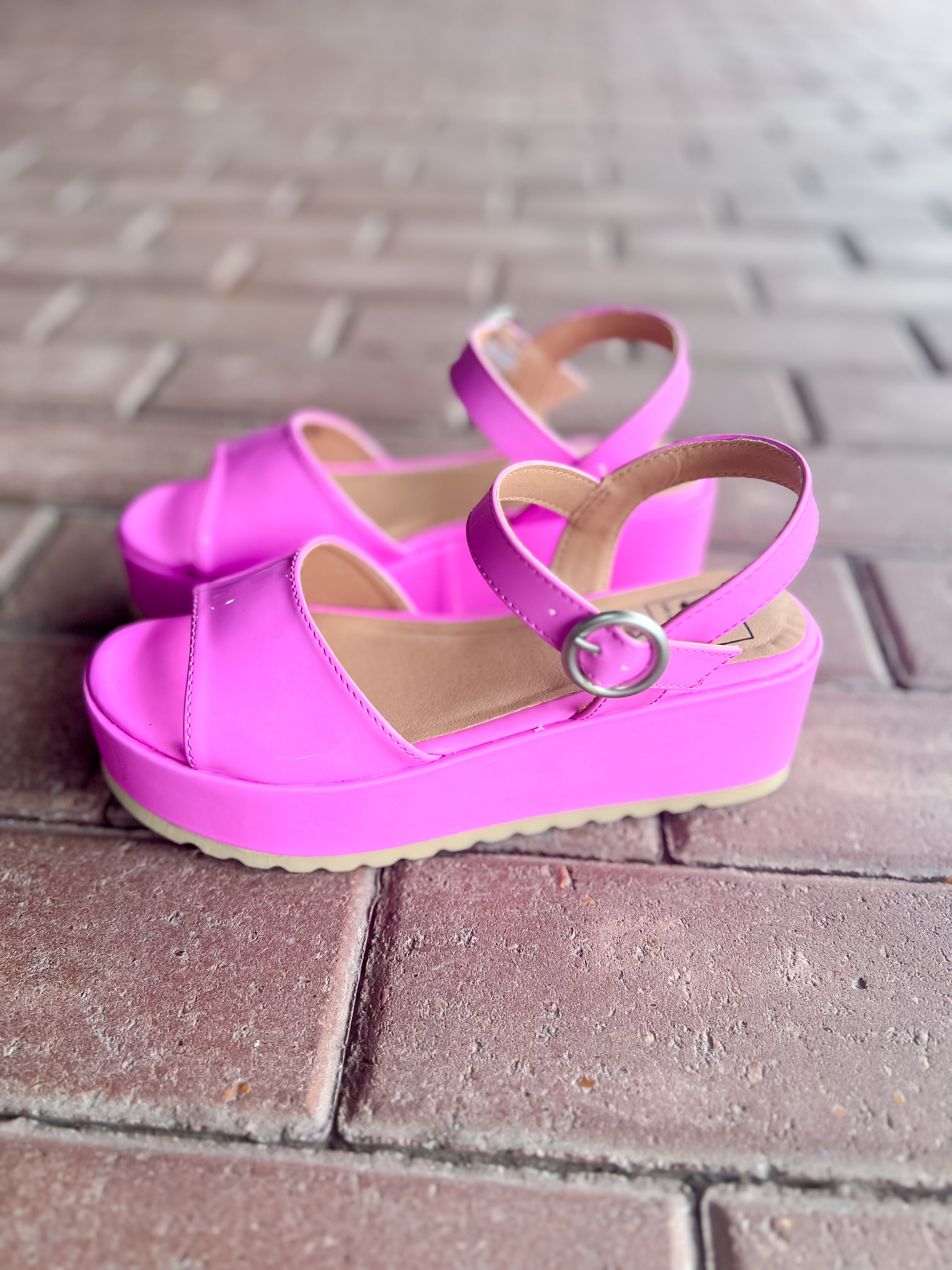 Jump Out Platform Sandal-Pink