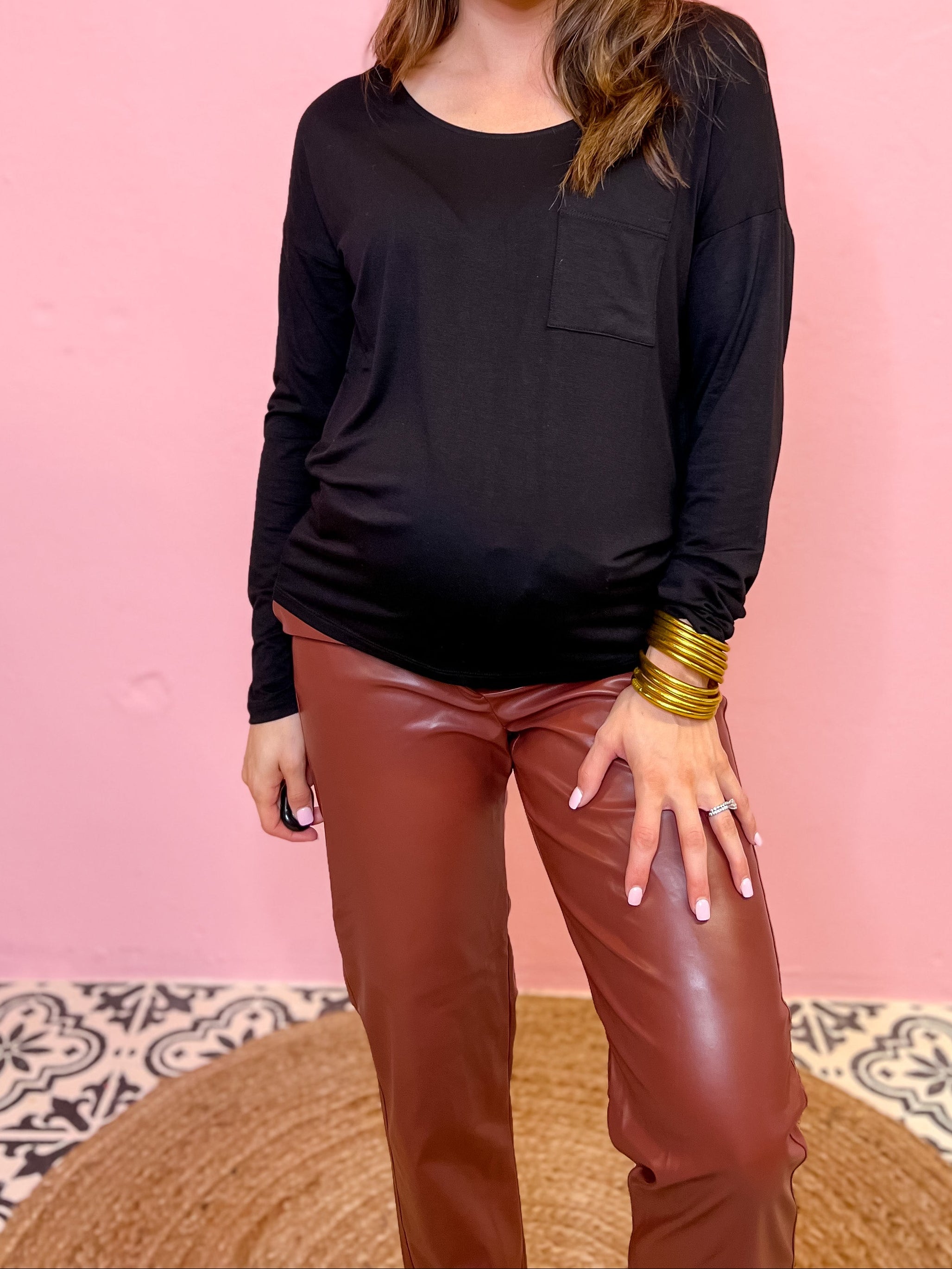 Keep It Comfy Top-Black
