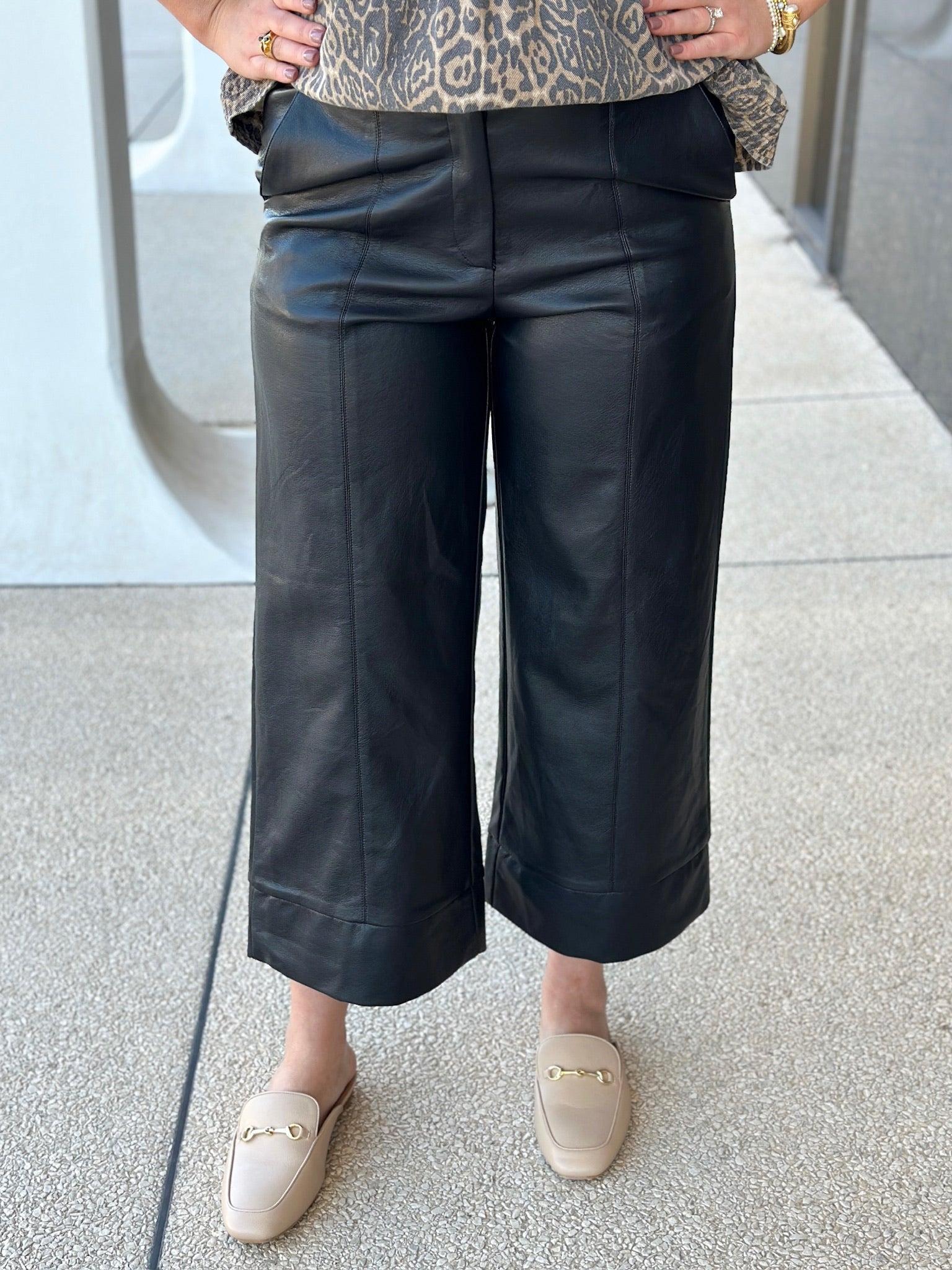 Onyx Stroll Wide Leg Pants