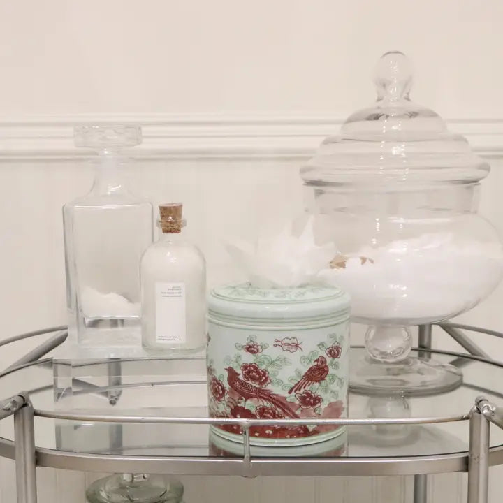 The Robin Tissue Vessel - Green and Red Floral