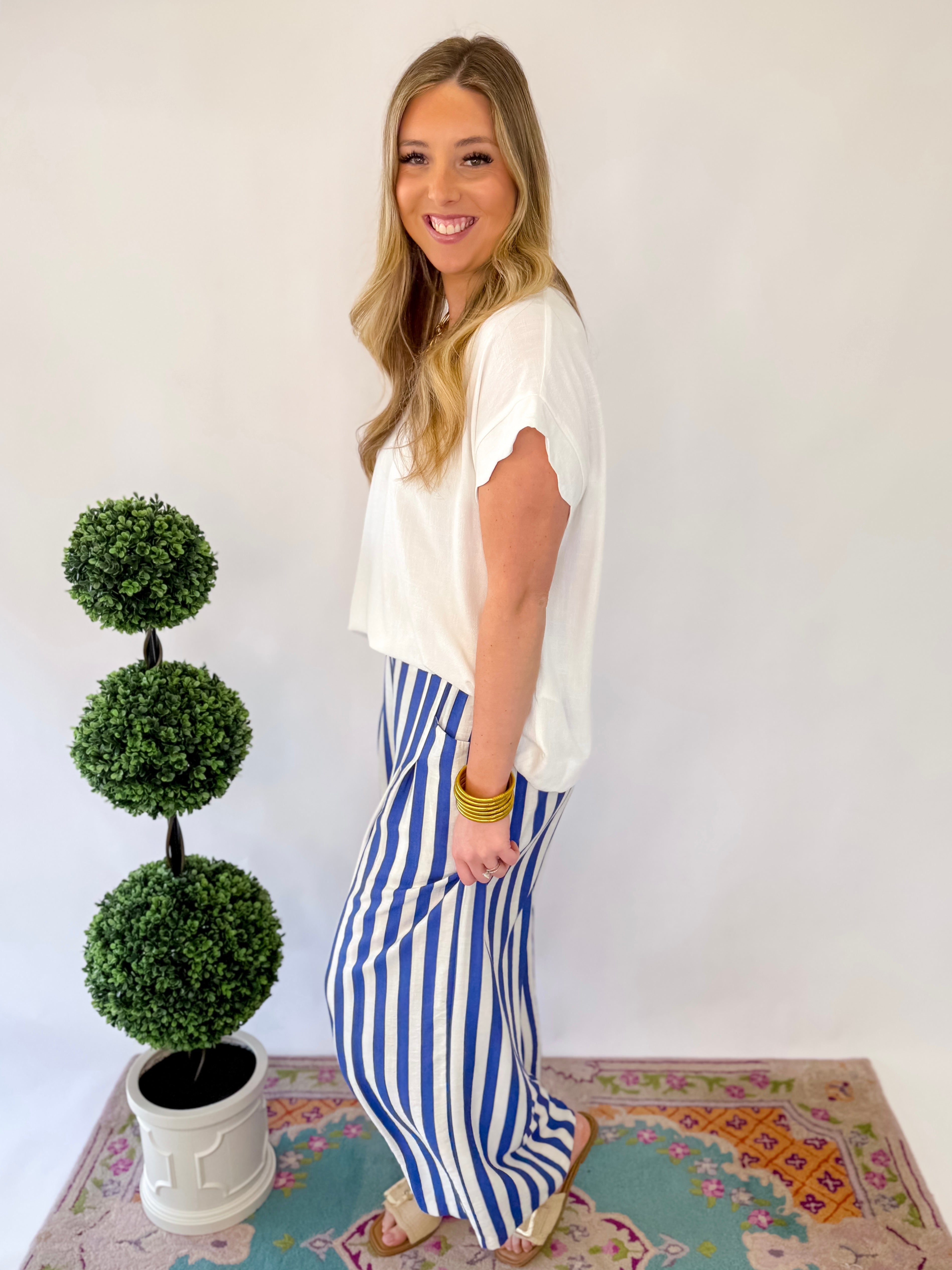 Scalloped Hem Neutral Top - Off White