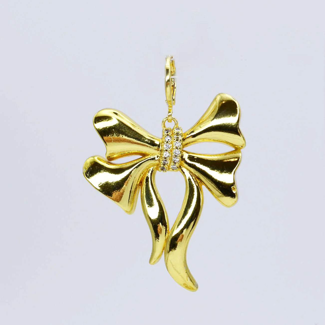 Chic Bow Charm