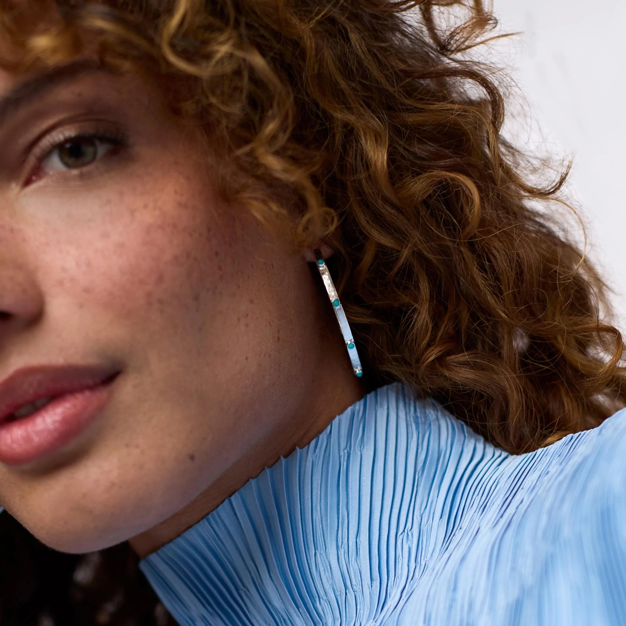 [Julie Vos] Crescent Stone Hoop- Turquoise Blue XL