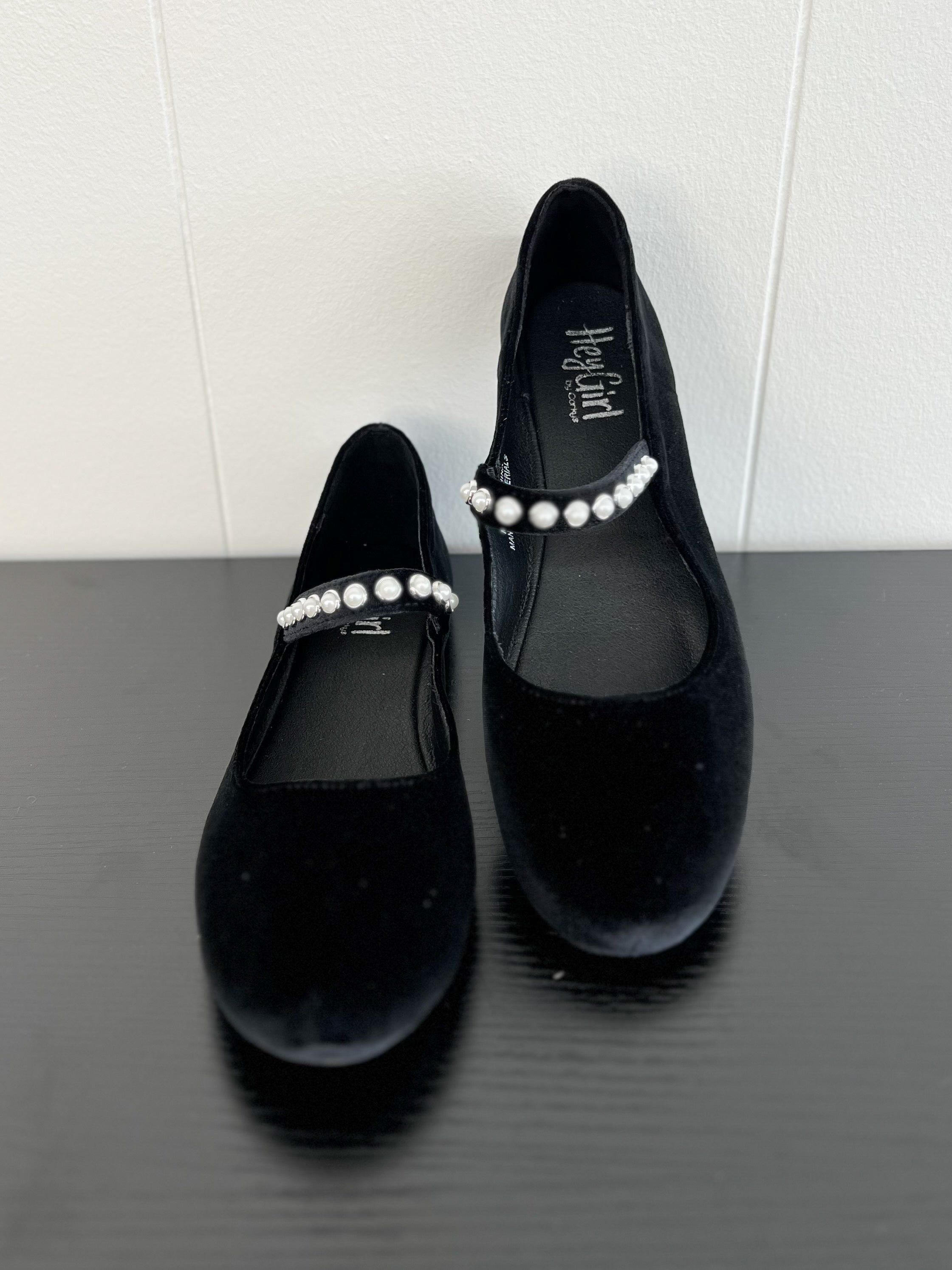 [Corky's] Tea Time Velvet Flats-Black