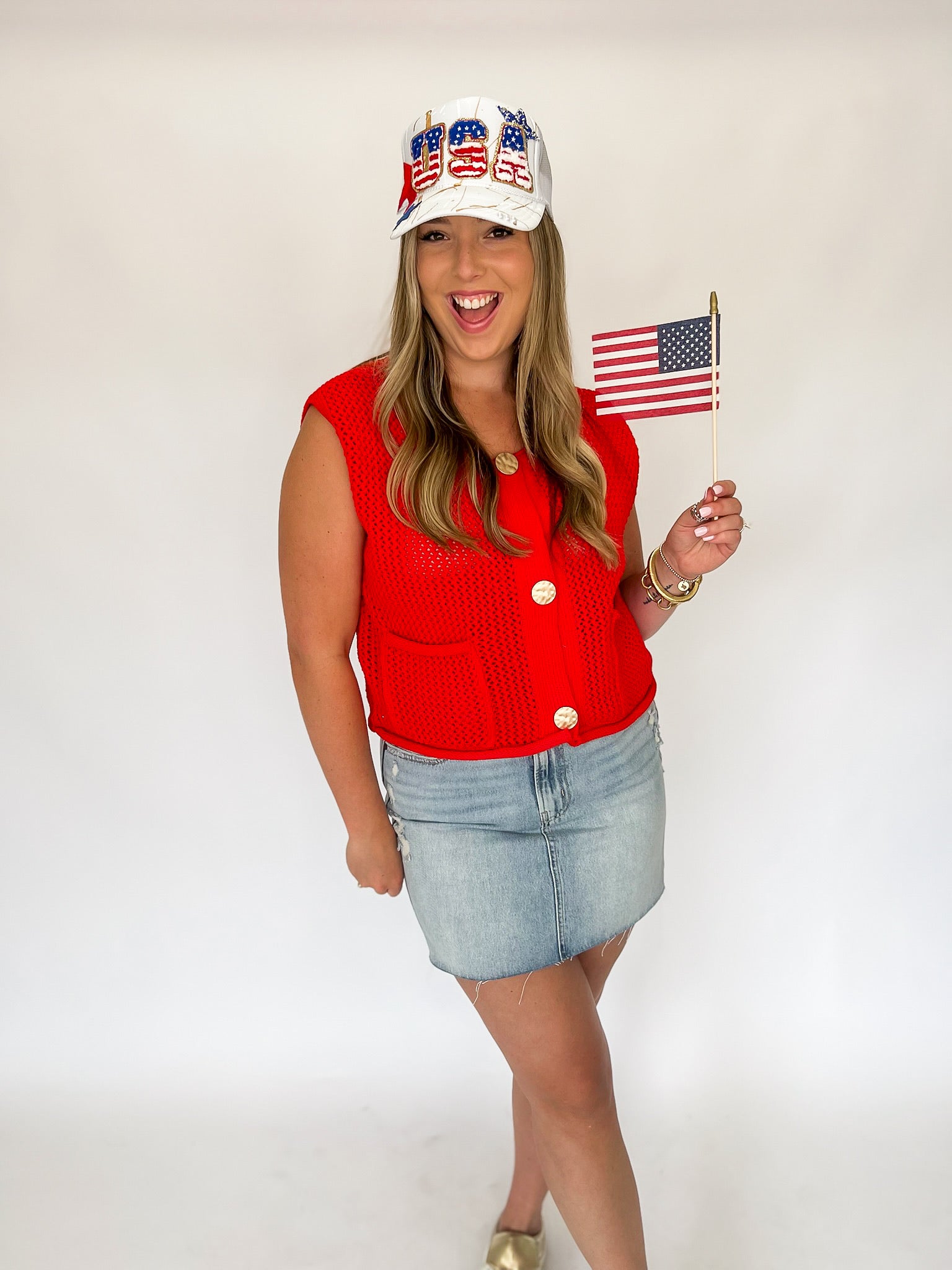 The Carmine Sweater Vest - Red