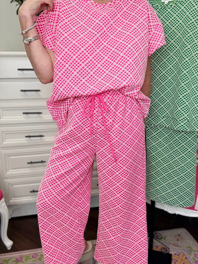 Lattice Textured Crop Wide Leg Pant-Pink