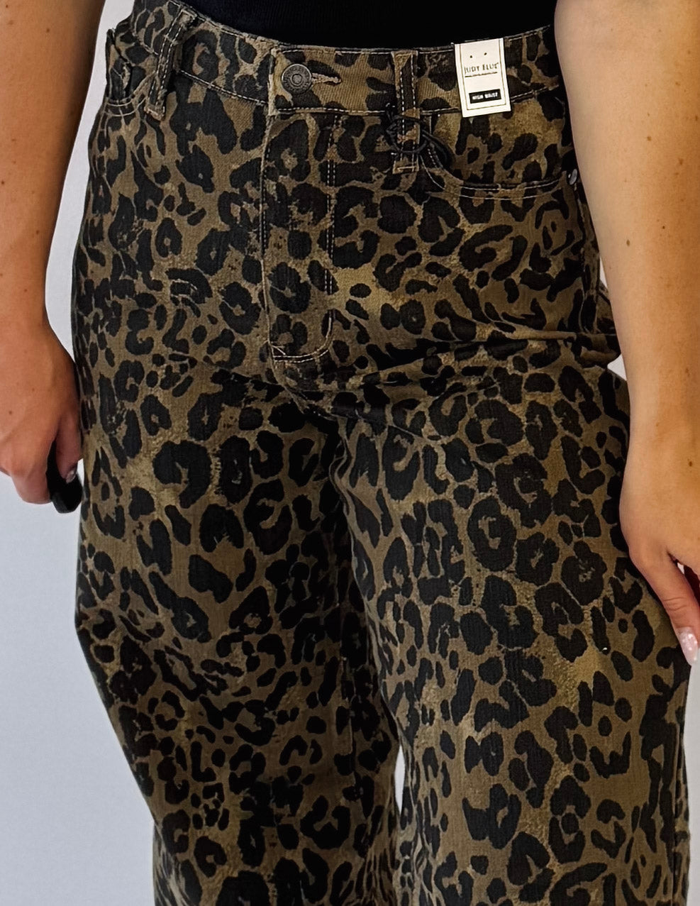 [Judy Blue] HW Retro Wide Leopard Print Jeans