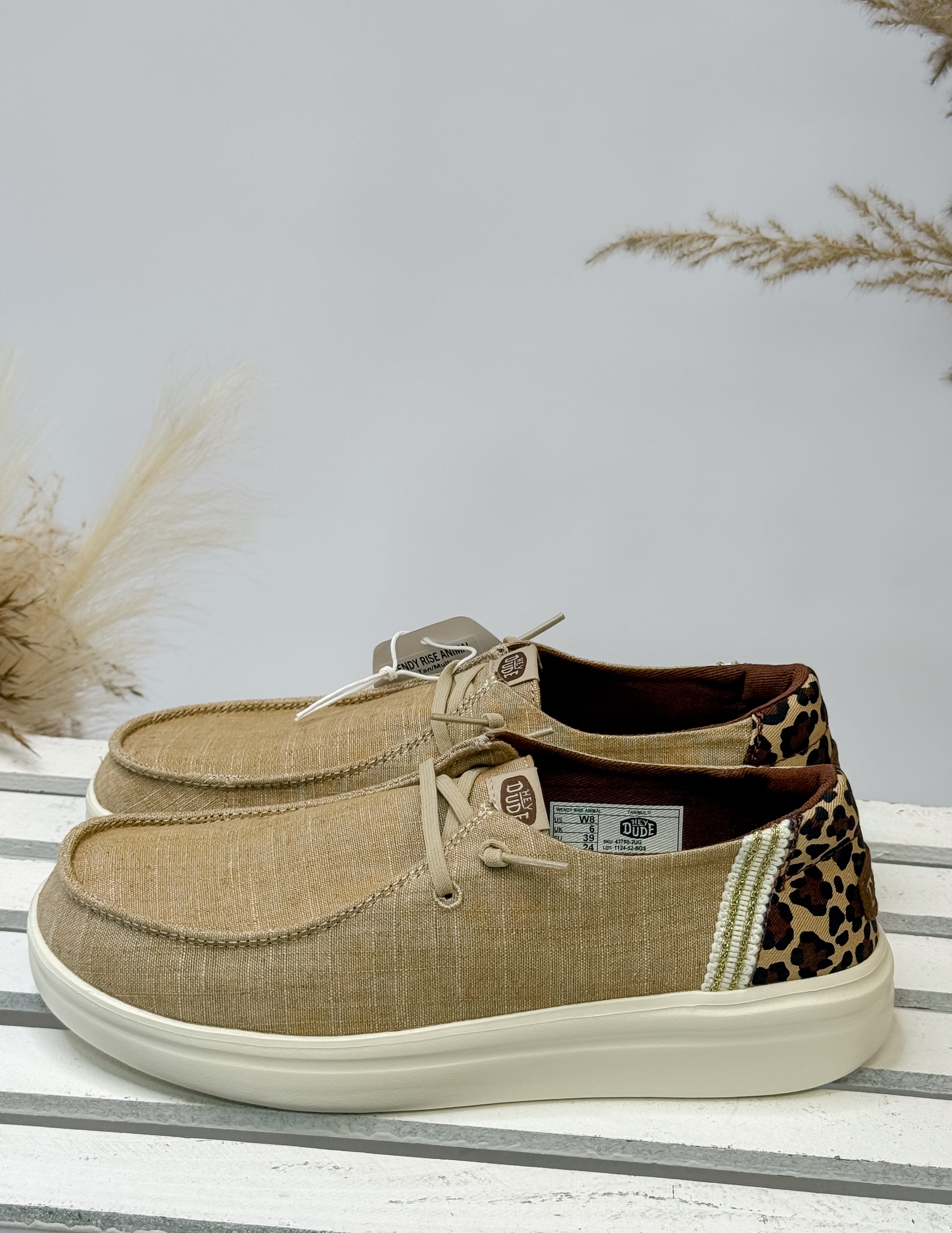 [Hey Dude] Wendy Rise Animal - Tan/Multi