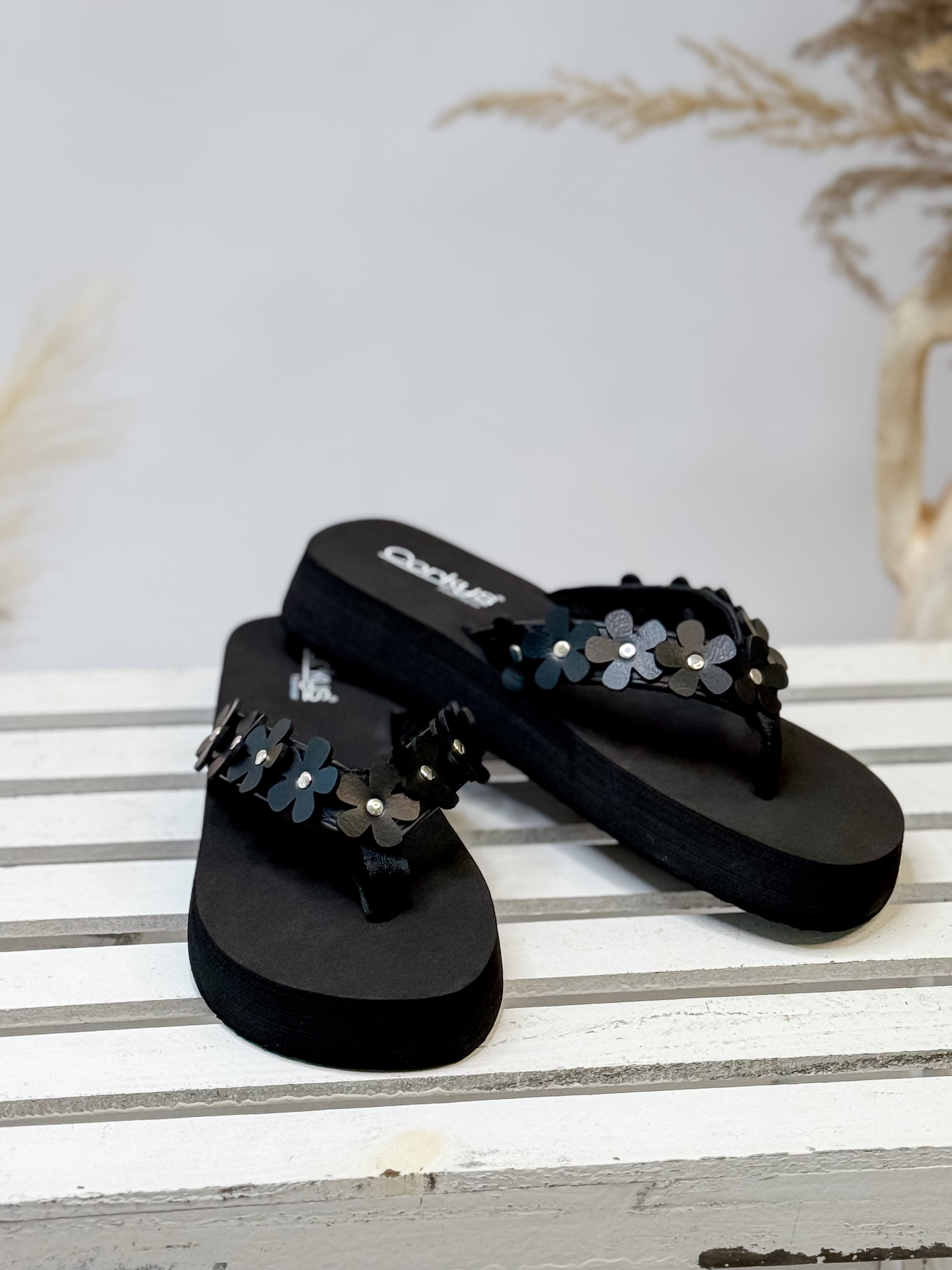 [Corky's] No Running-Black