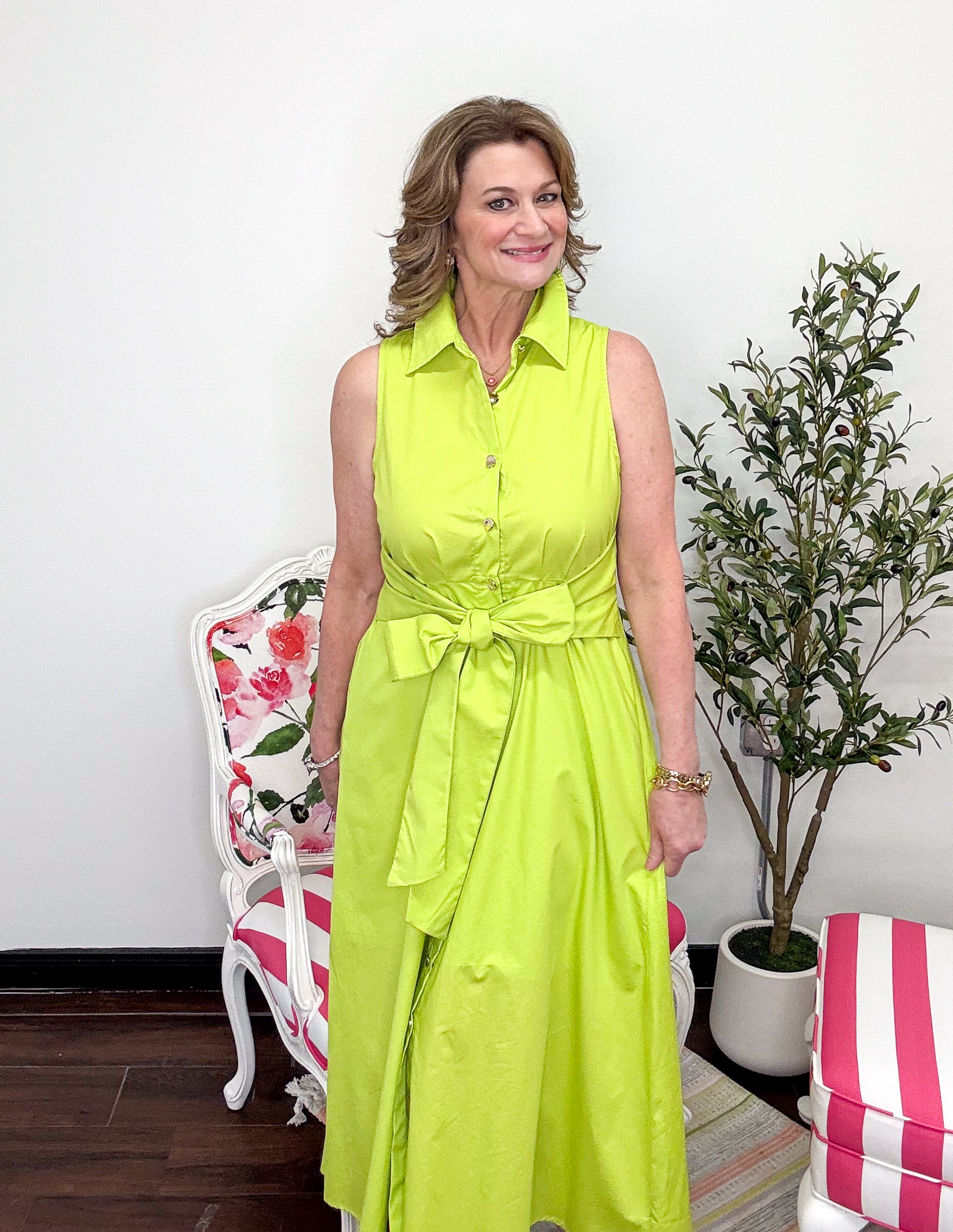 Crisp Meadows Sleeveless Dress