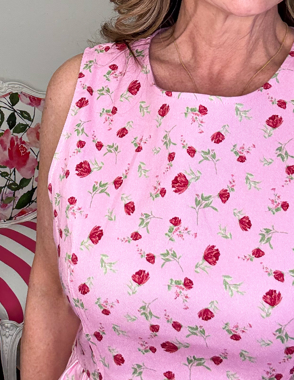 [Entro] Strawberry Fields Vest Top w/Peplum