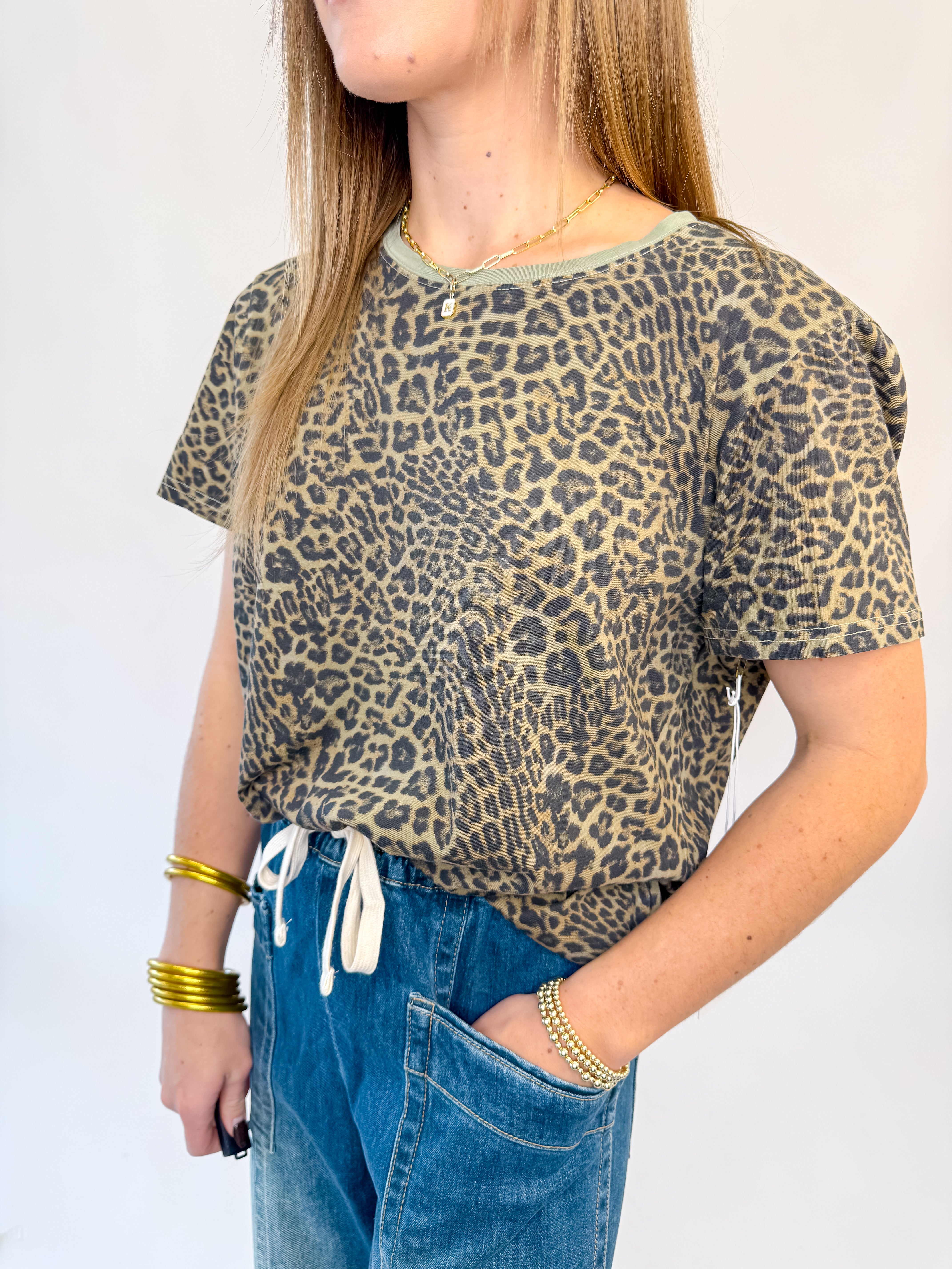[Dear John] Unity Novelty Tee - Vetiver Leopard