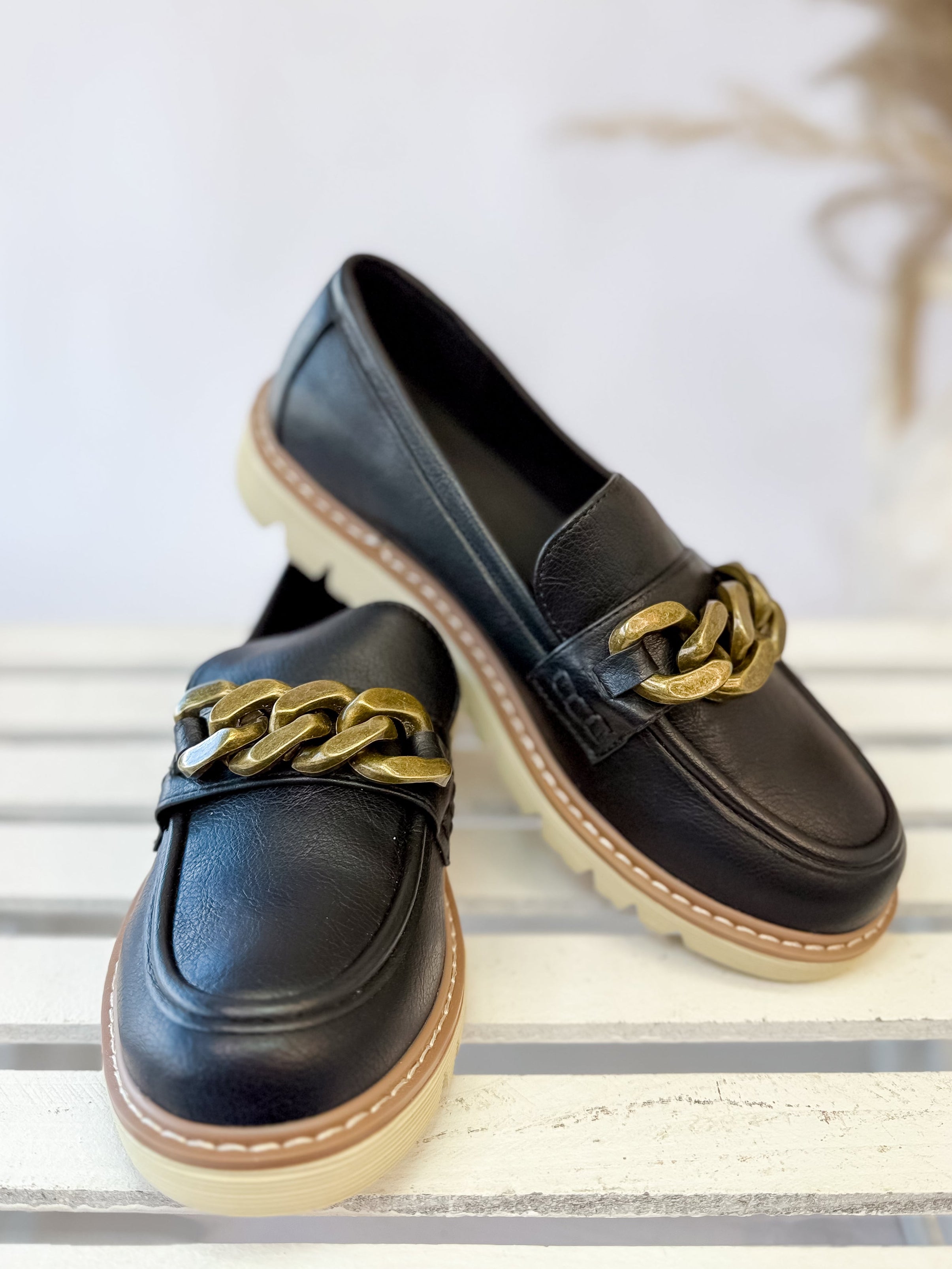 [Corkys] Not Literally-Black