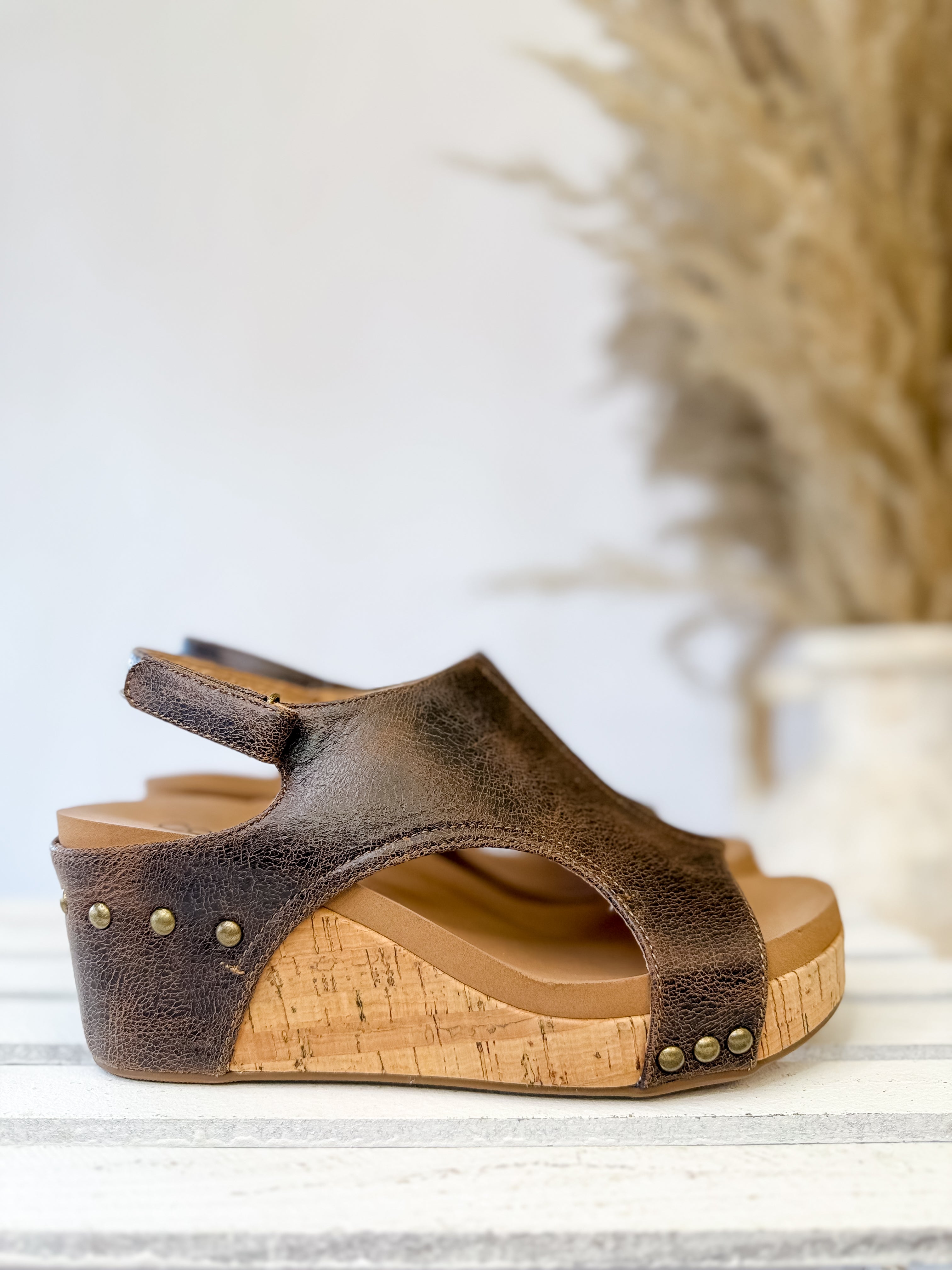 [Corkys] Carley Espresso Crinkle