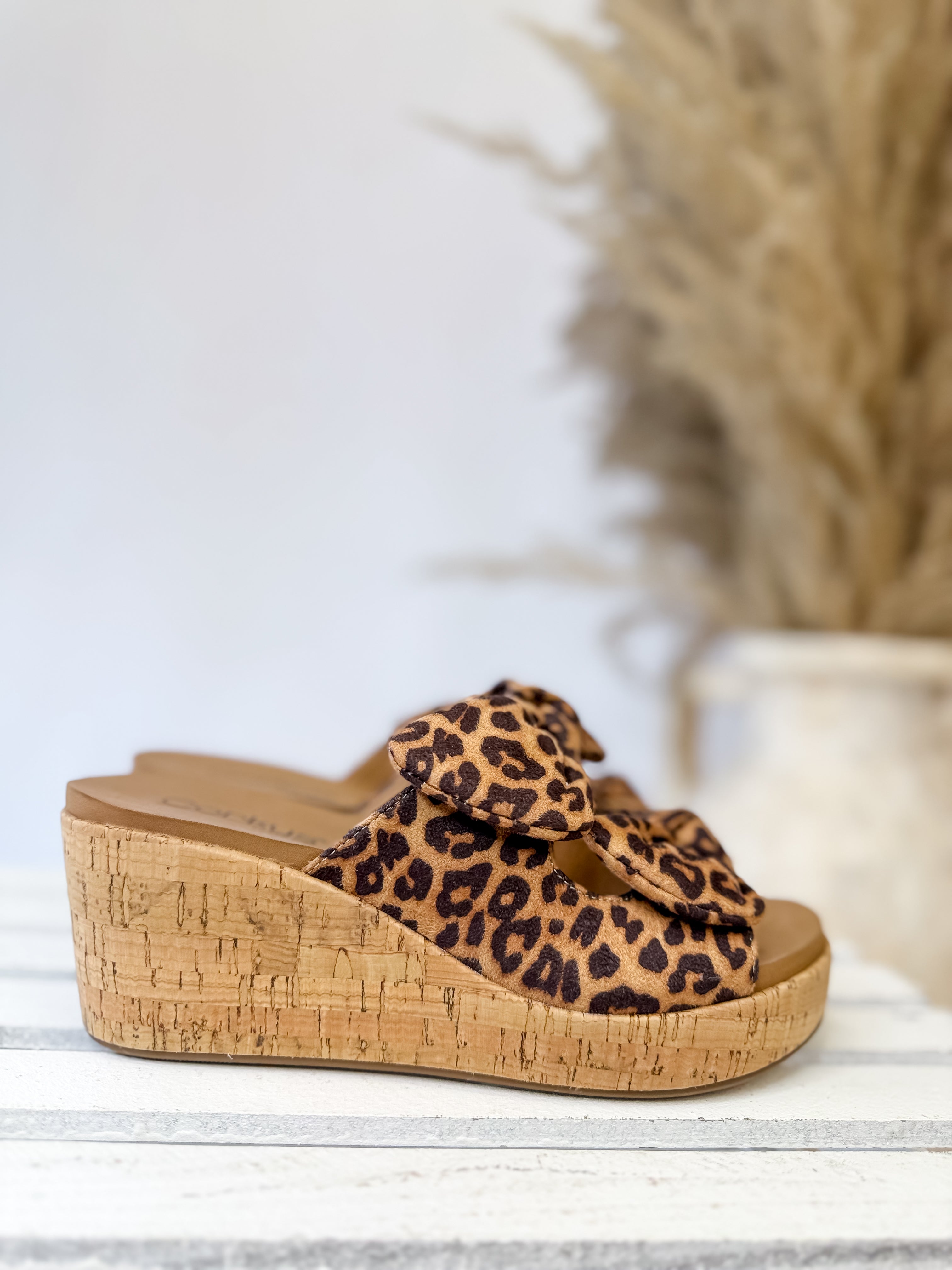 [Corkys] Bowed Up Leopard