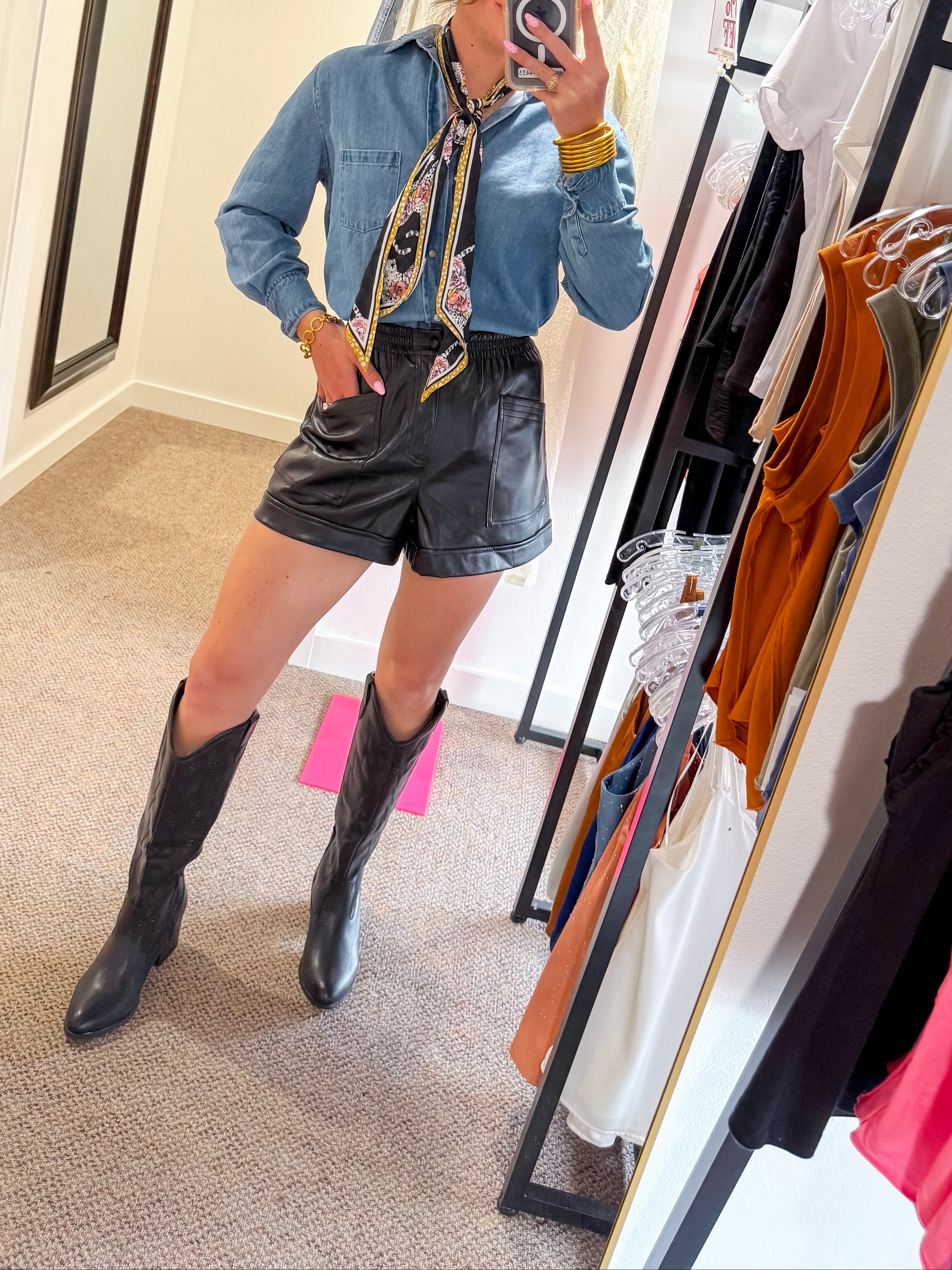 [Elan]Aria Leather Shorts- Black