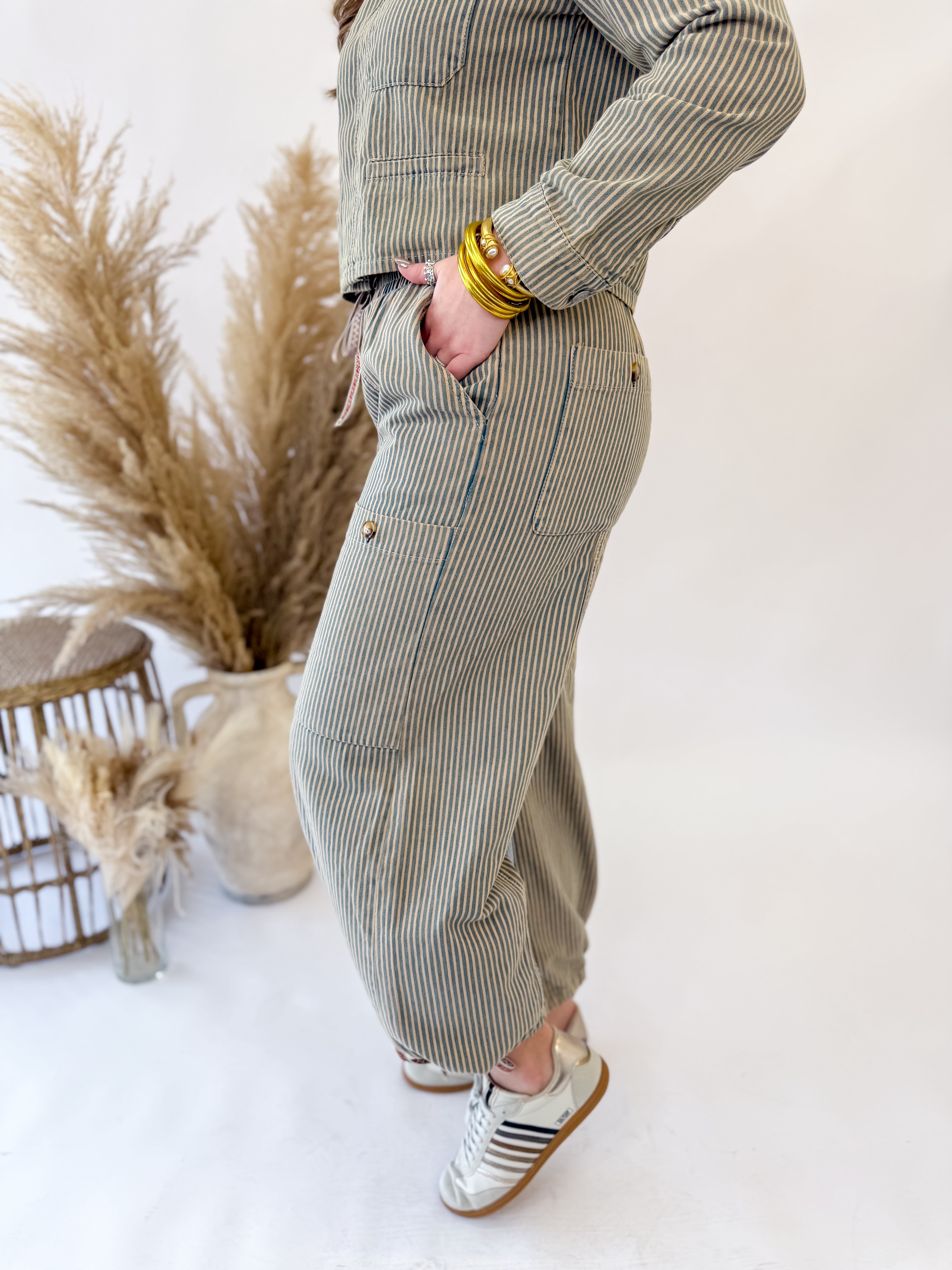 The Signature Stripe Pant