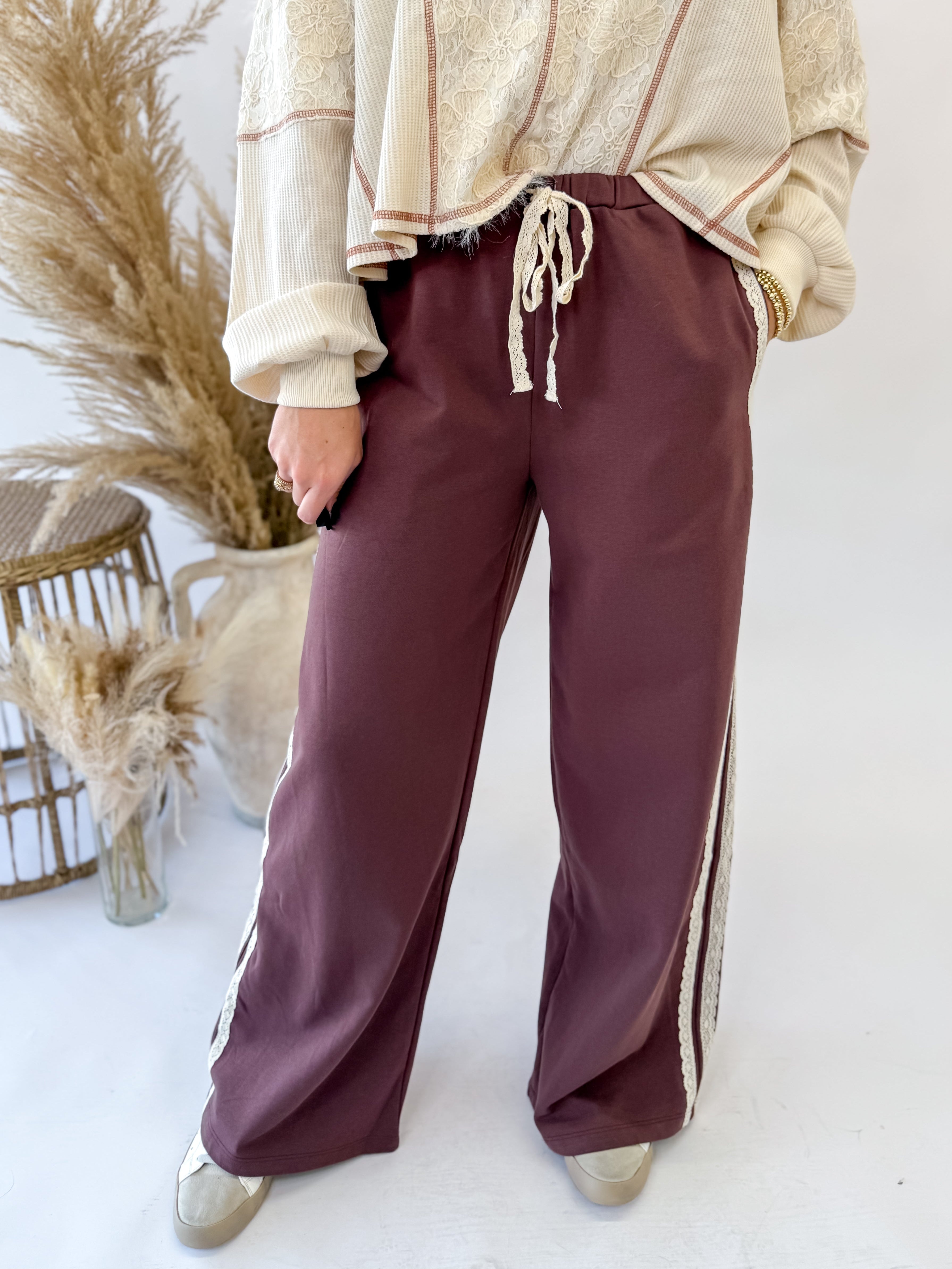 Chic Stripe & Lace Joggers