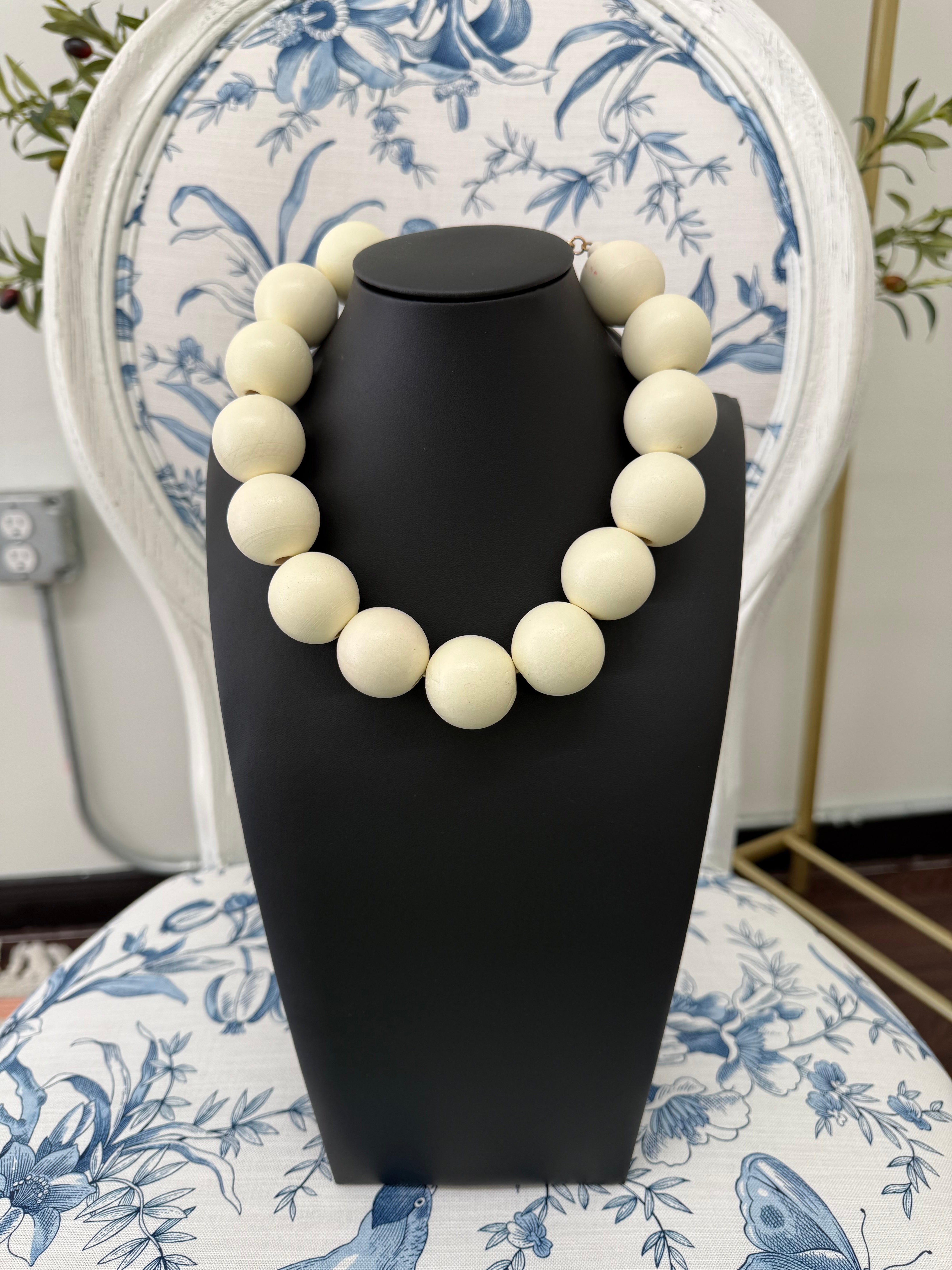 Chunky Bead Necklace-Cream