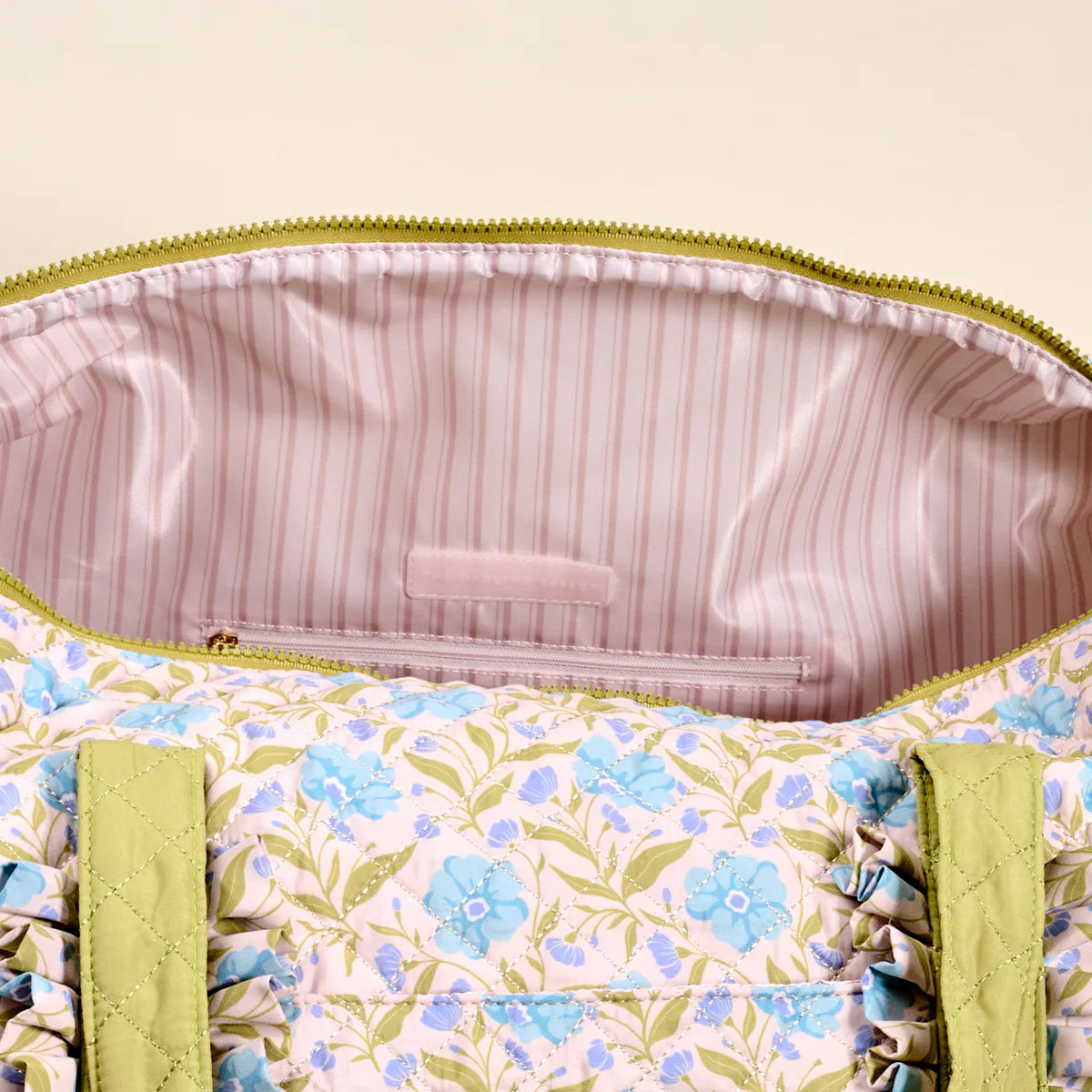 On the Go Quilted Weekender Bag - Poppin' Petals Aqua