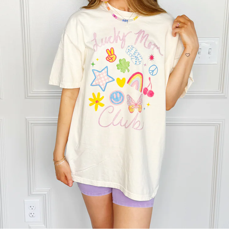 [Plus] Lucky Mom Club Tee