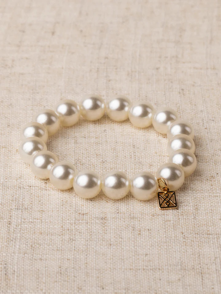 Christie  Basic Pearl Bracelet