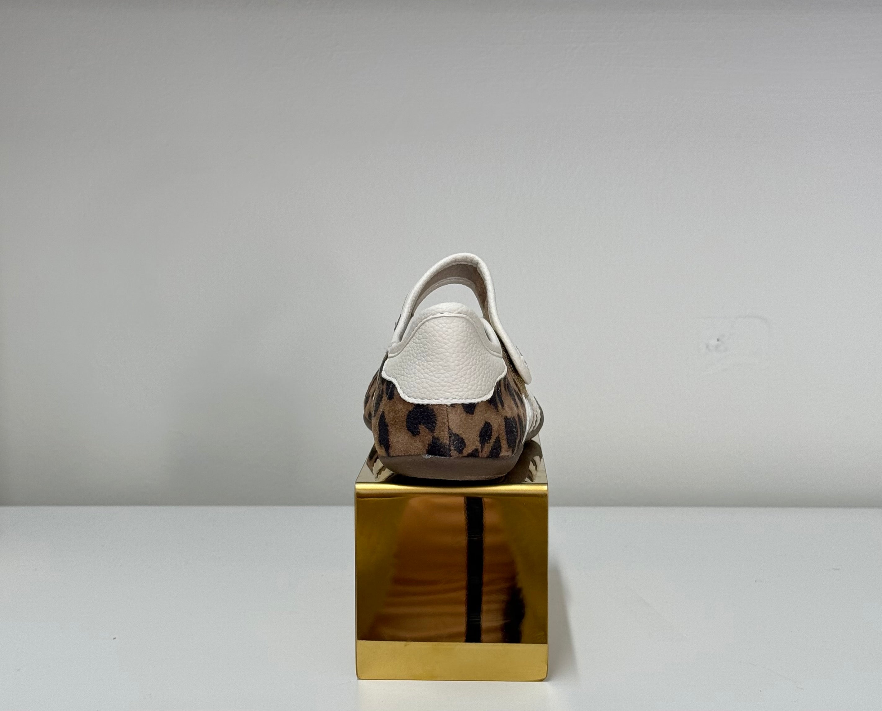 Peyton Leopard Retro Flat Sneaker - 994 Leopard