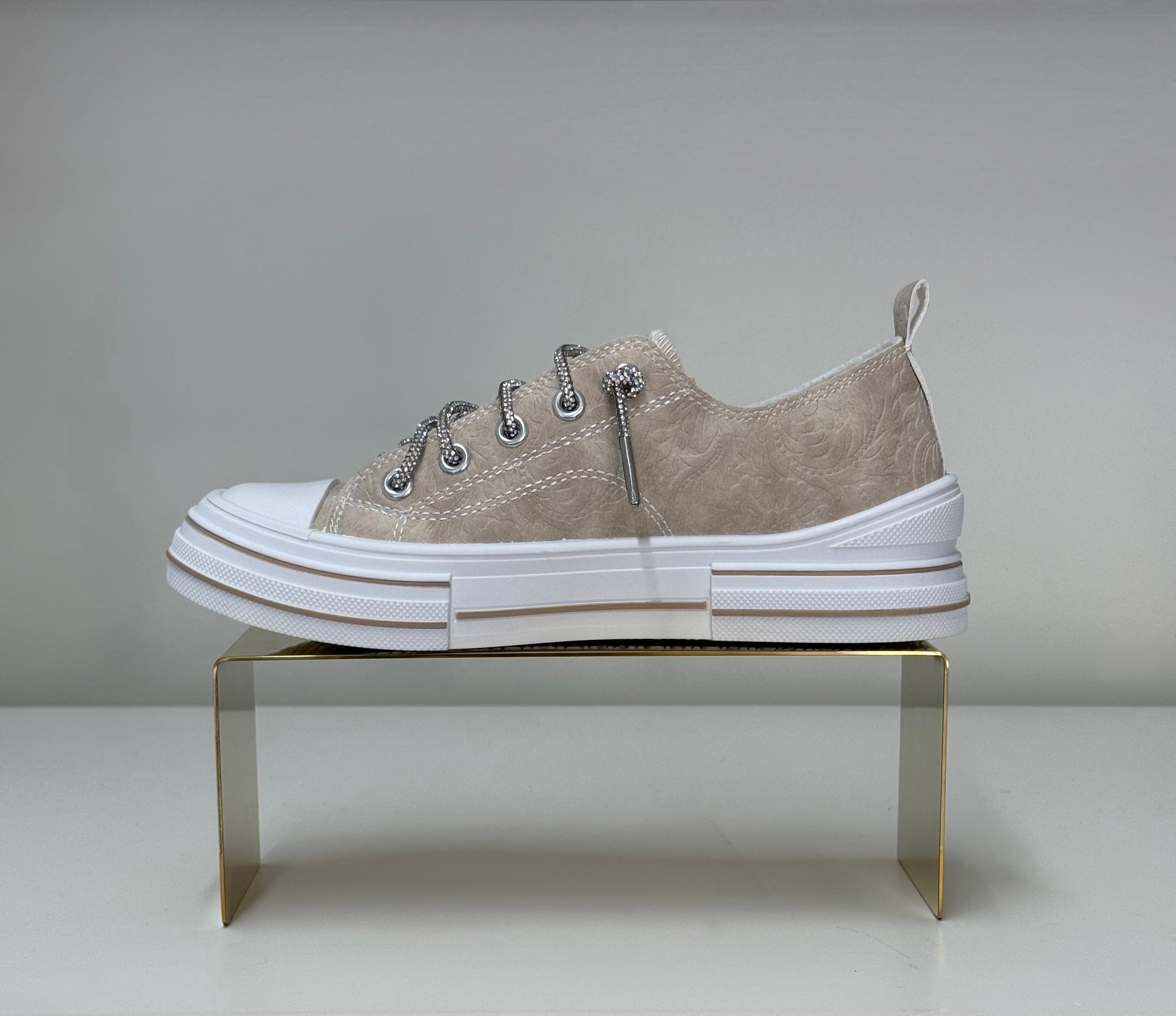 Aman Tooled Sneaker - Cream