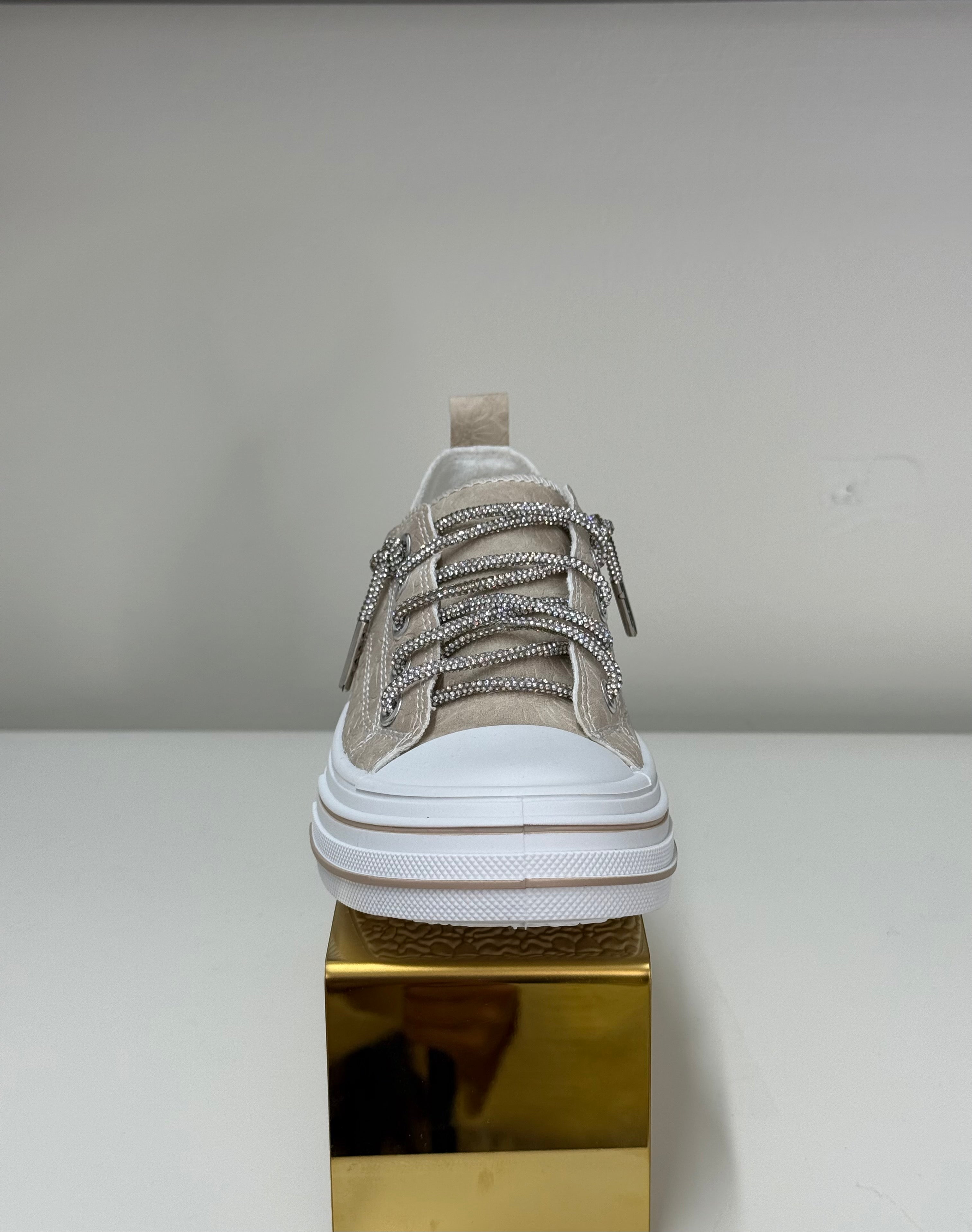 Aman Tooled Sneaker - Cream