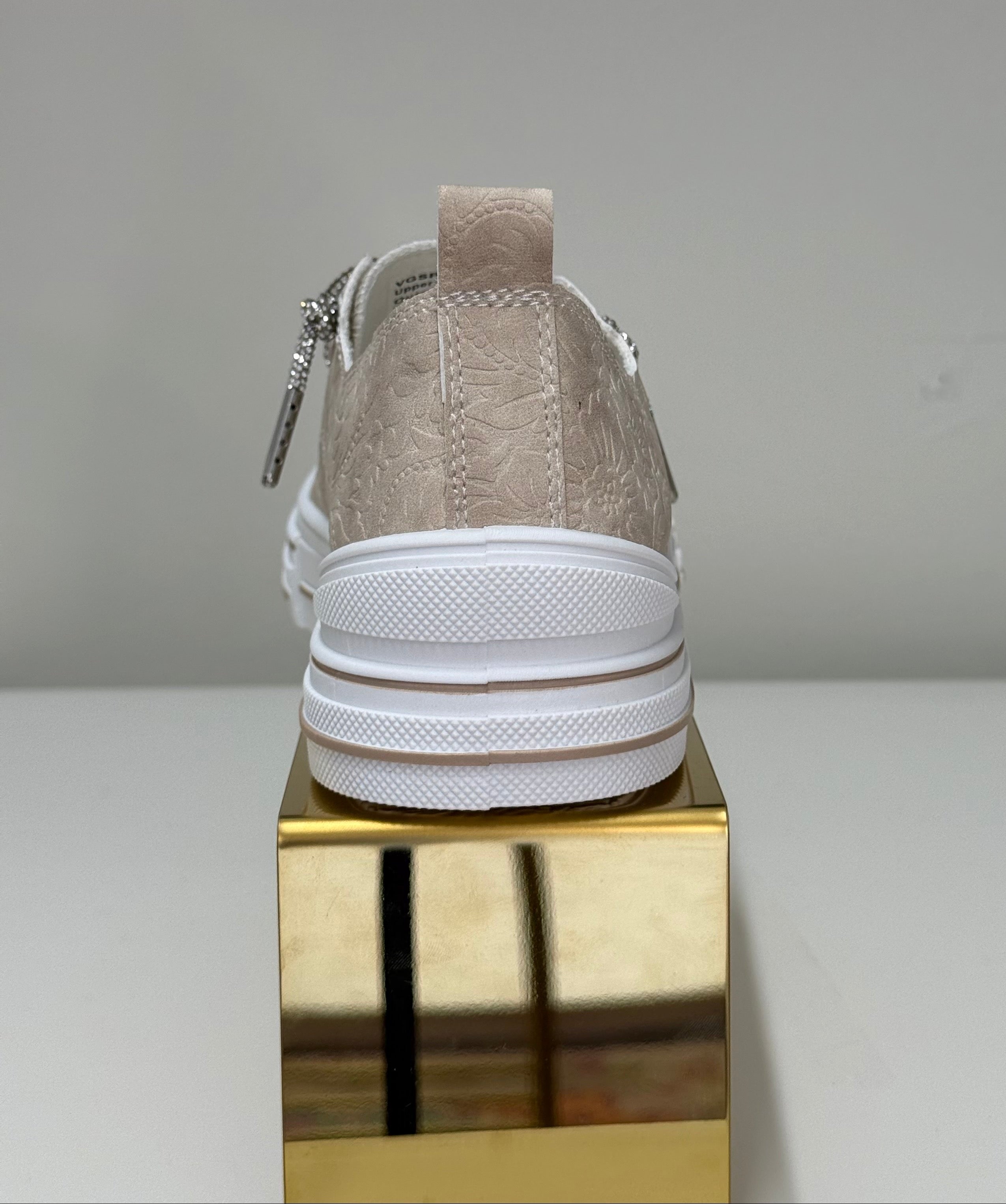 Aman Tooled Sneaker - Cream