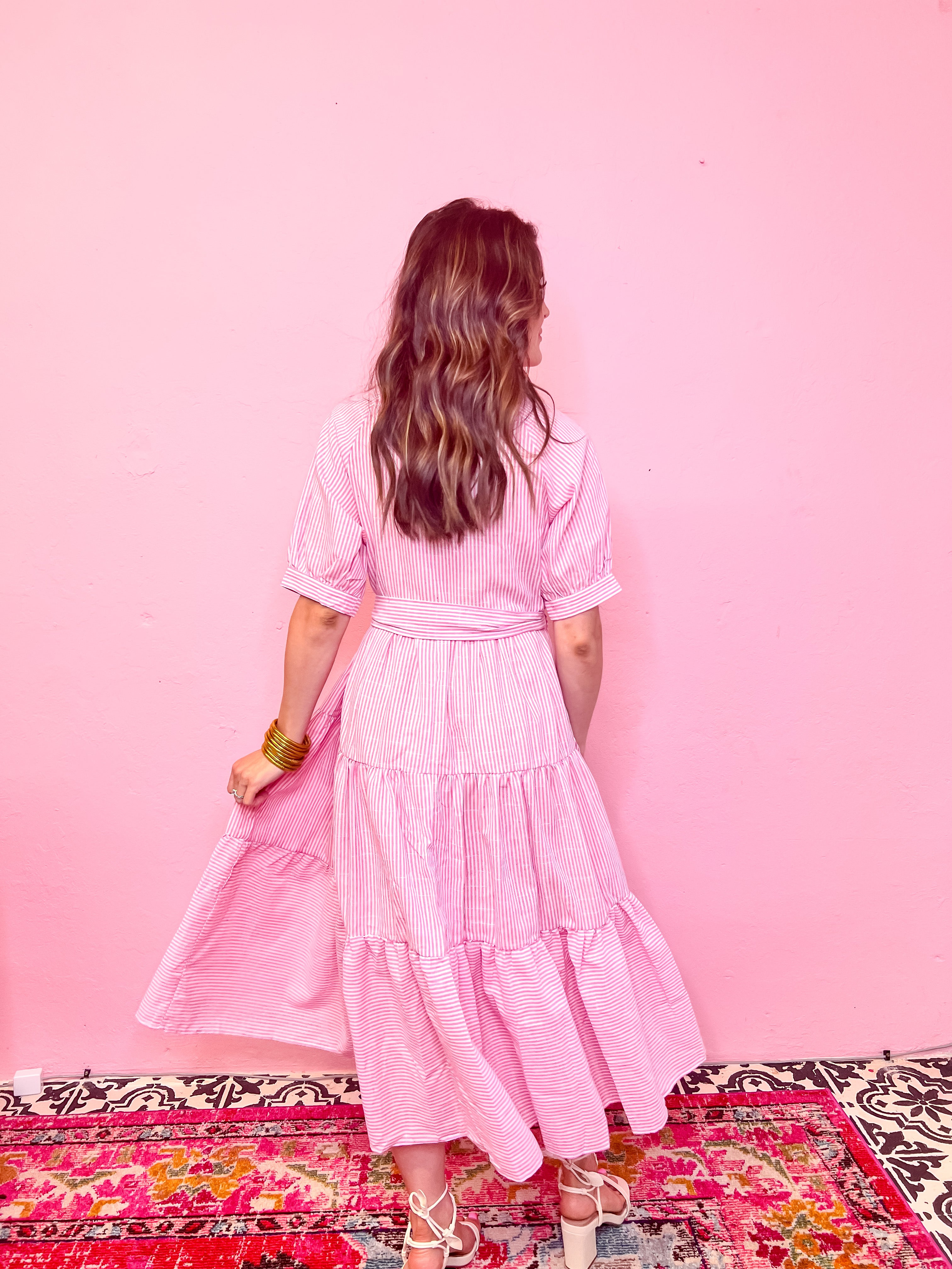 Elegant Seersucker Pink Midi Dress