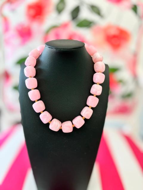 Square Beaded Necklace-Light Pink