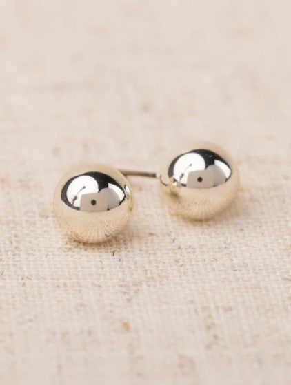 Grenada Medium Stud Earrings