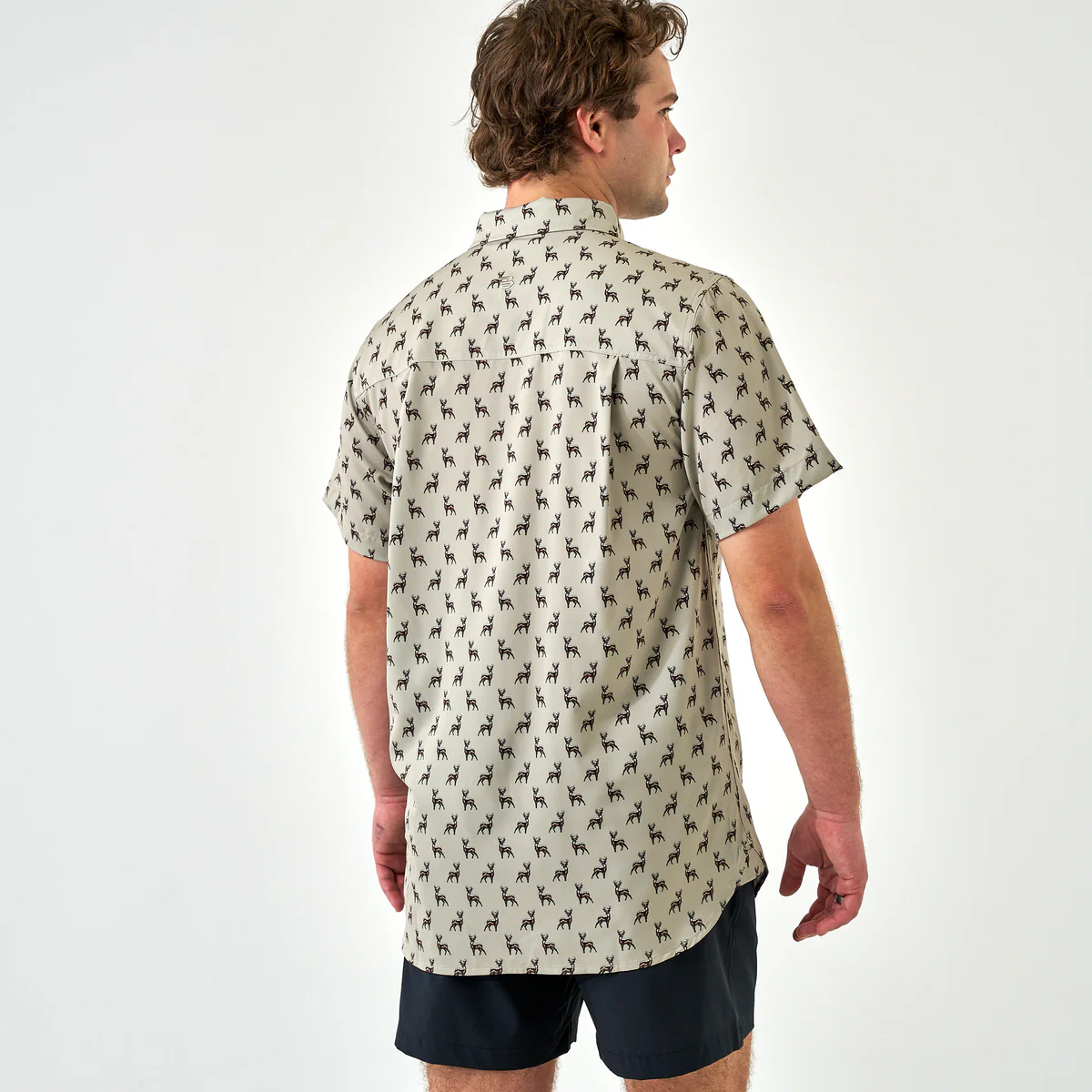 [Burlebo] Performance Button Up-Whitetail Deer-Green